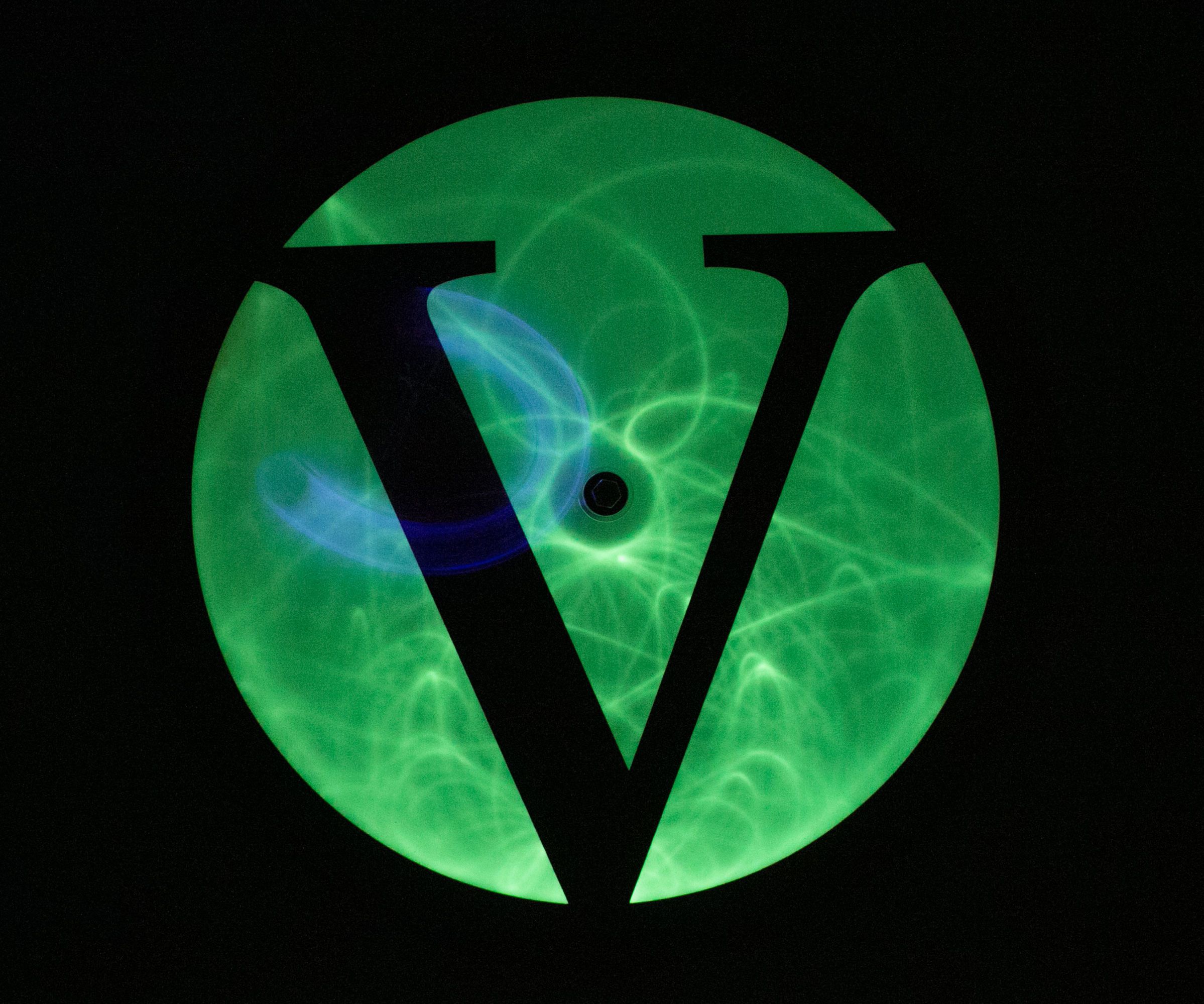 DIY guide for Glow in the Dark Double Pendulum with step-by-step instructions