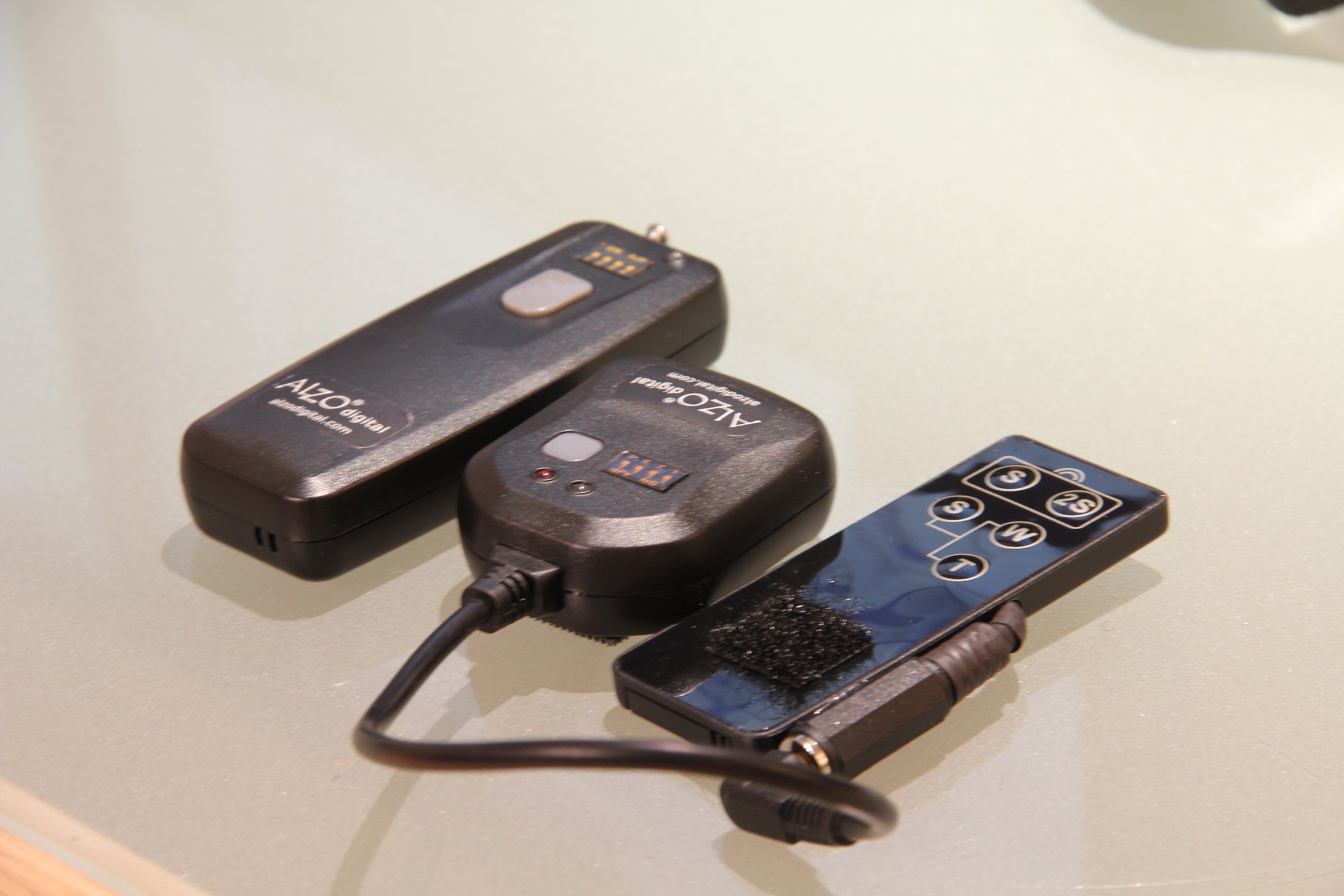 LongRange Canon DSLR Video Trigger (V2, Greatly Simplified) 6 Steps