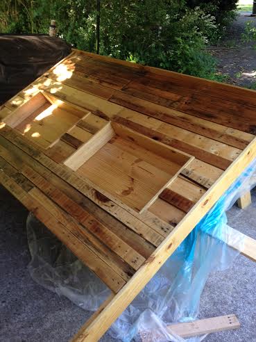 pallet headboard with lights