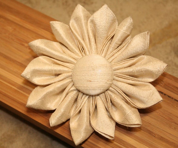 Tsumami Kanzashi Flower Hair Clip