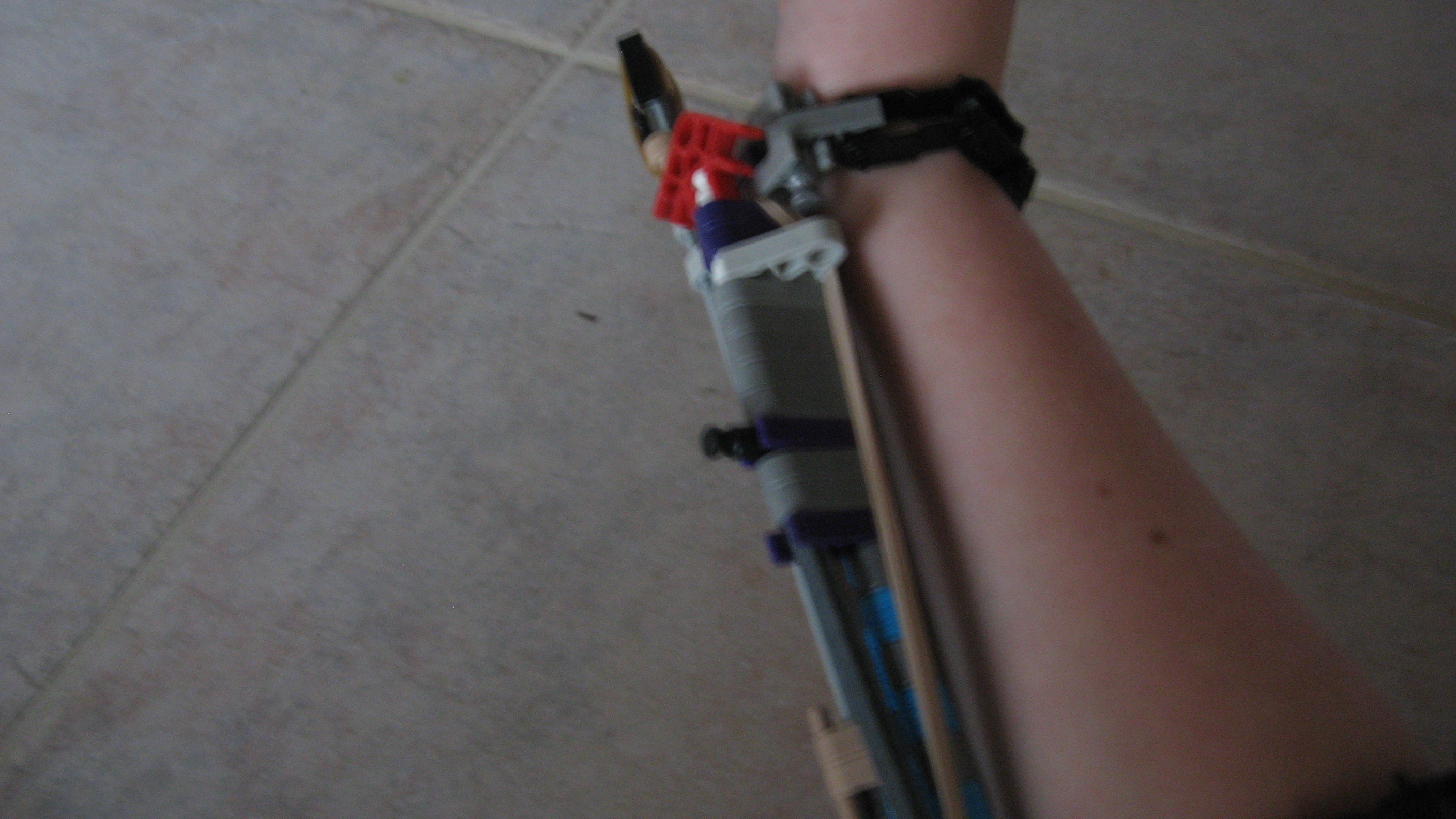 Knex Assassin's Creed Hidden Blade V3.0 Instructables