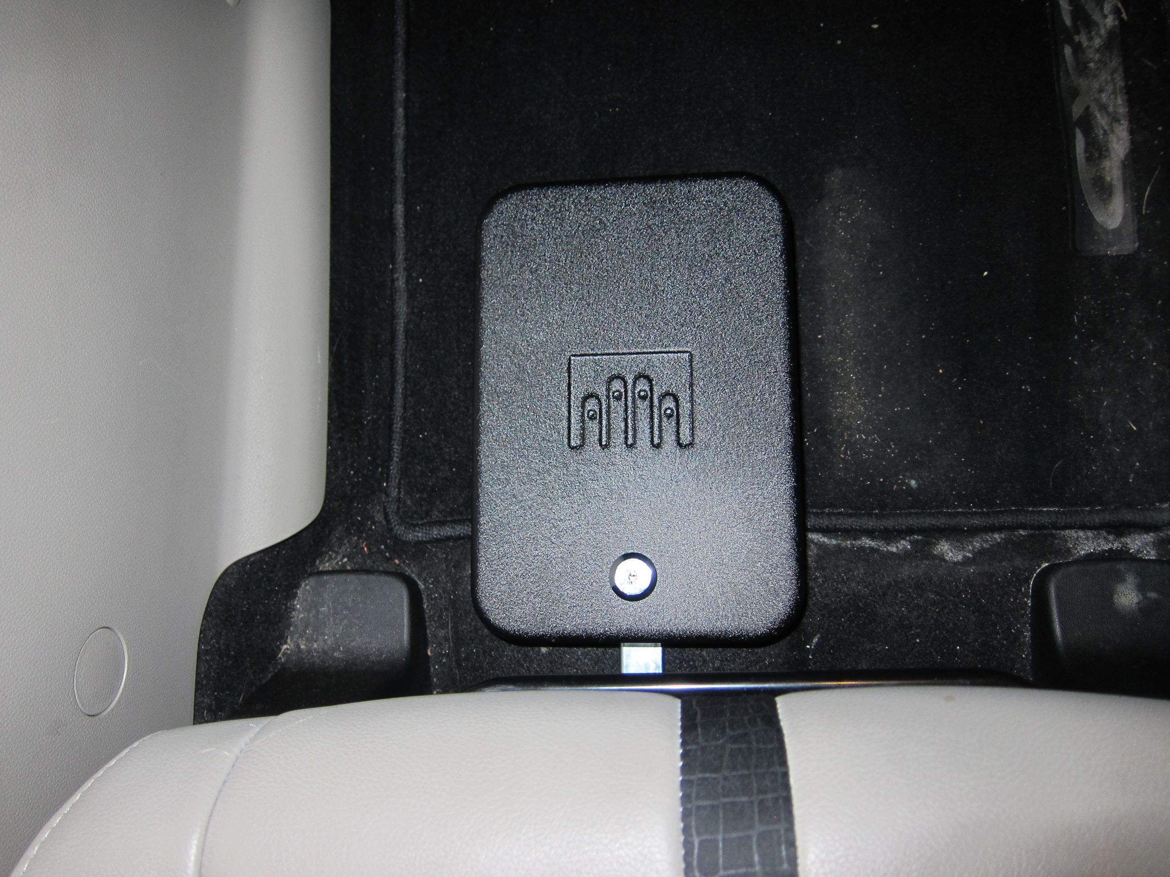 Hidden Sliding Vehicle Lock Box 12 Steps (with Pictures) Instructables