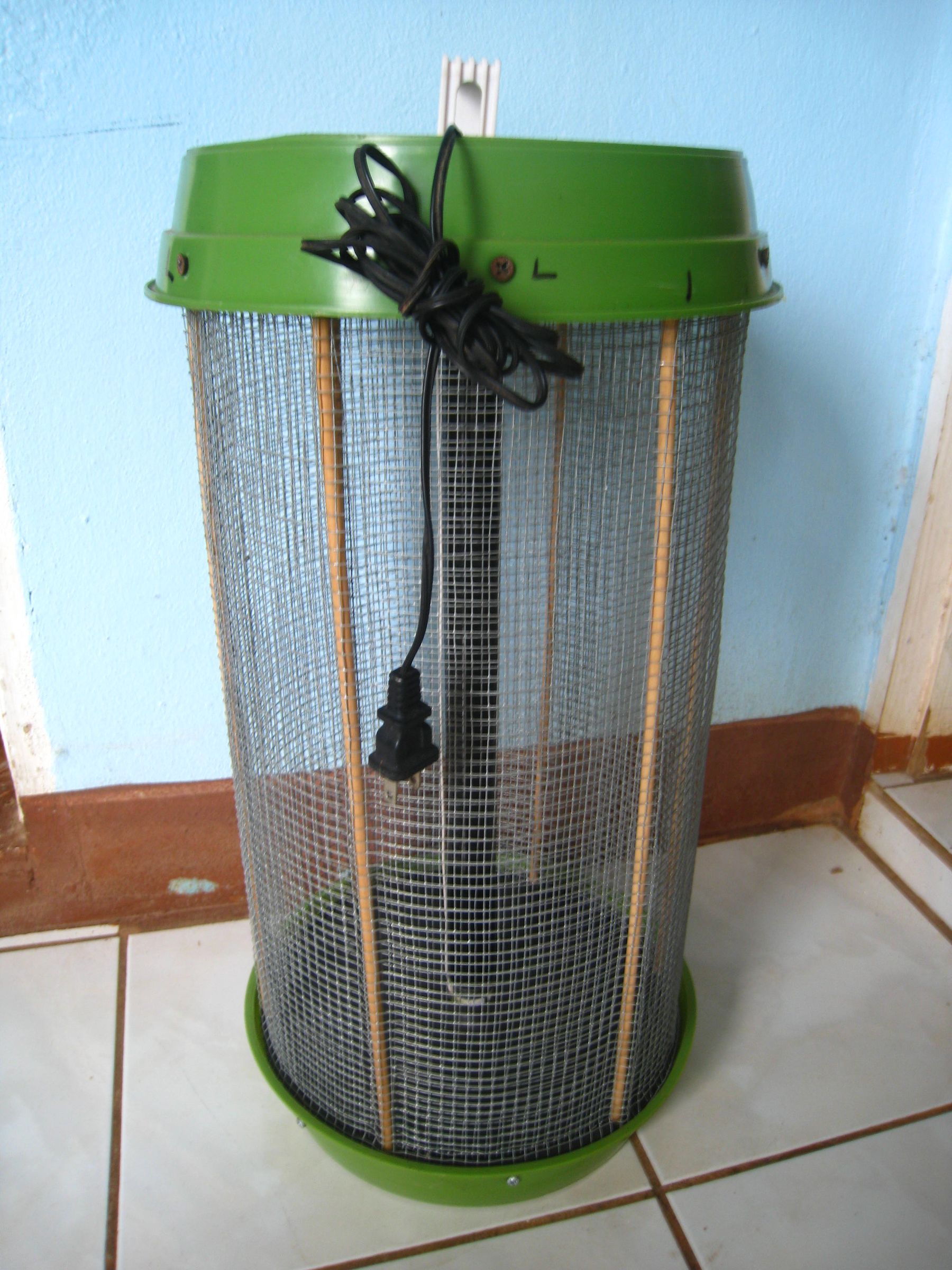 How to Build a Portable Bug Zapper 9 Steps (with Pictures