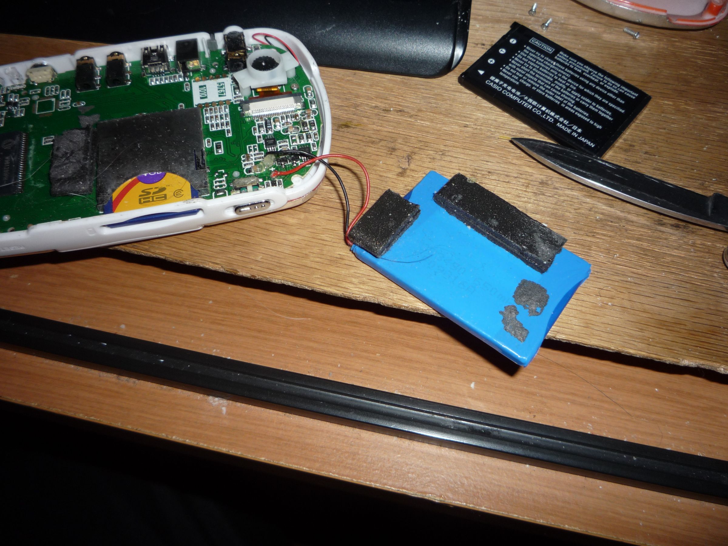 How to Ressurrect a Dead Mp3 Player 5 Steps Instructables