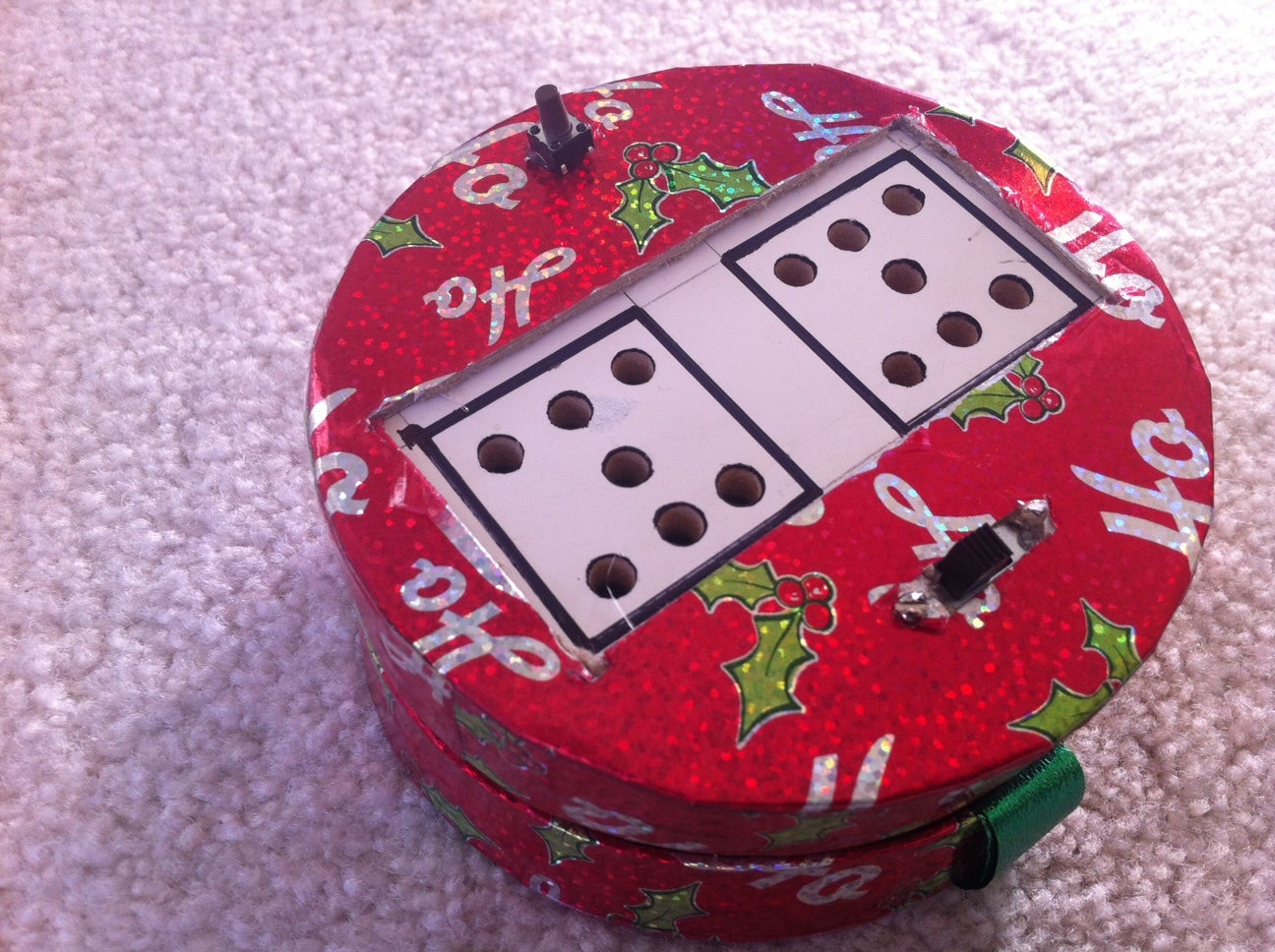 Holiday Dice Roller 3 Steps Instructables