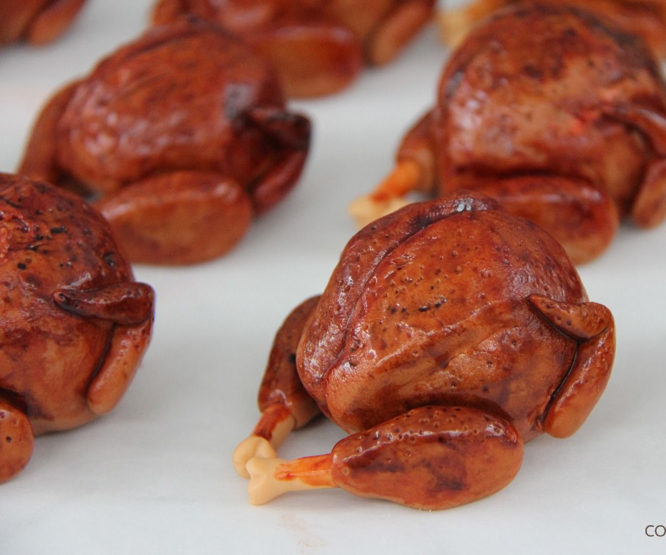 Cute Realistic Turkey Cake Pops