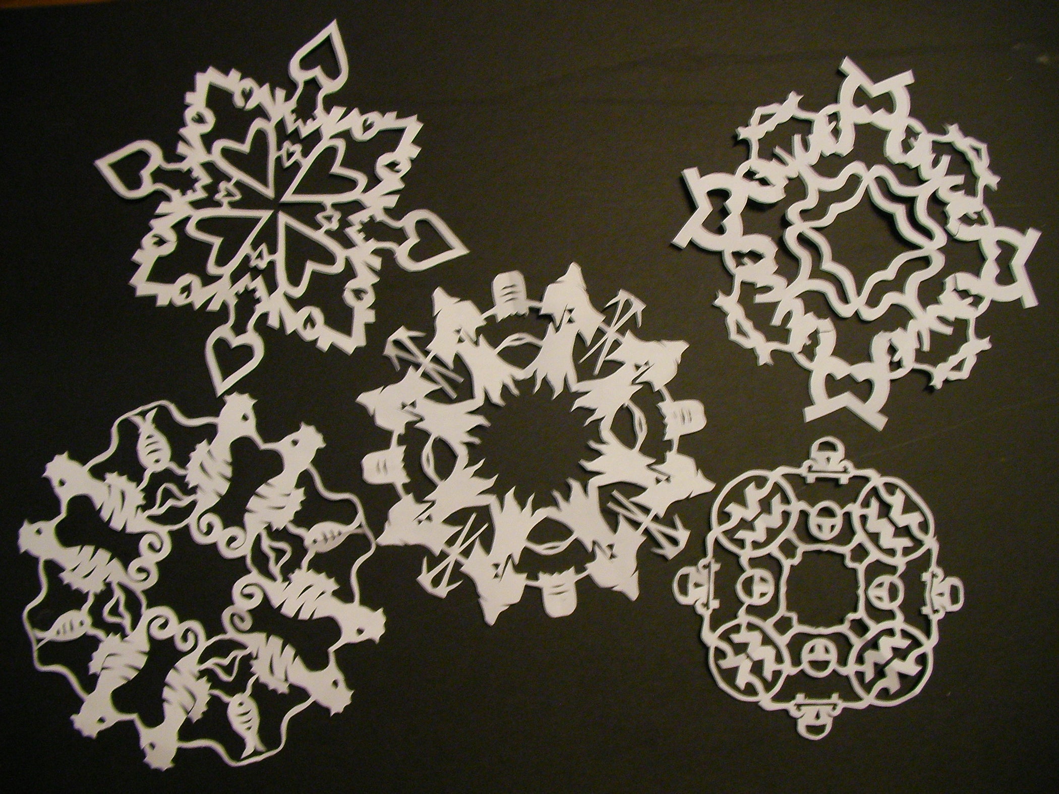 Paper Snowflakes 10 Steps (with Pictures) Instructables