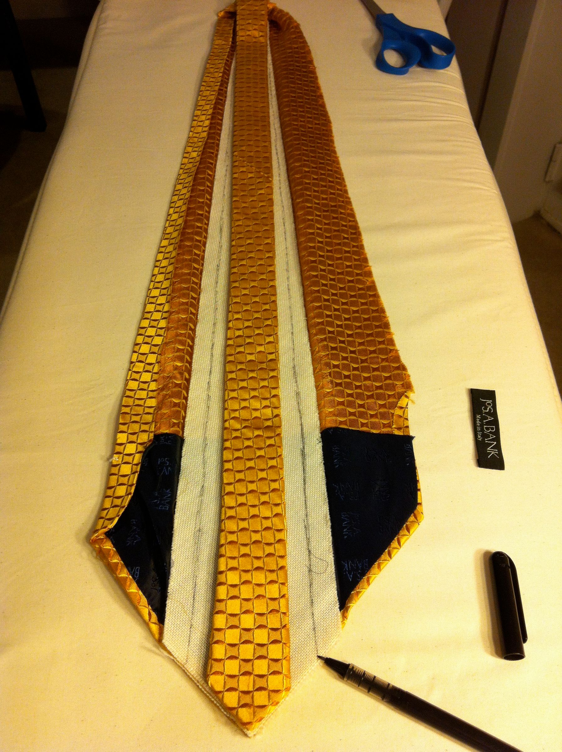 Turn a Wide Tie Into a Skinny Tie 4 Steps (with Pictures) Instructables