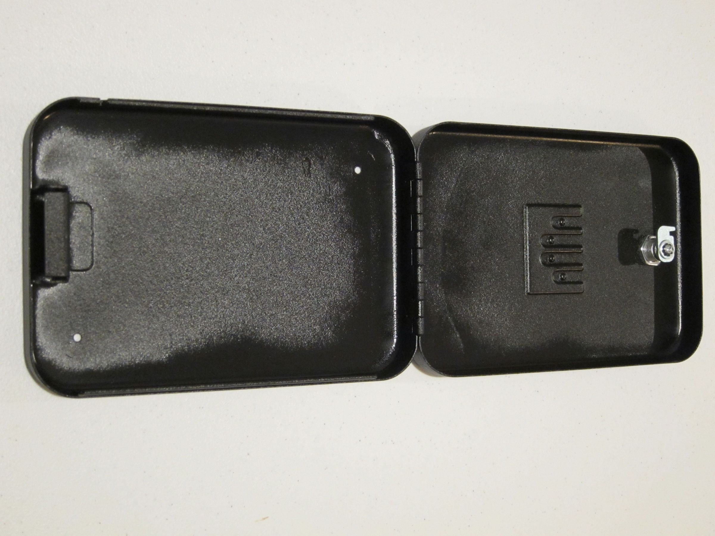 Hidden Sliding Vehicle Lock Box 12 Steps (with Pictures) Instructables