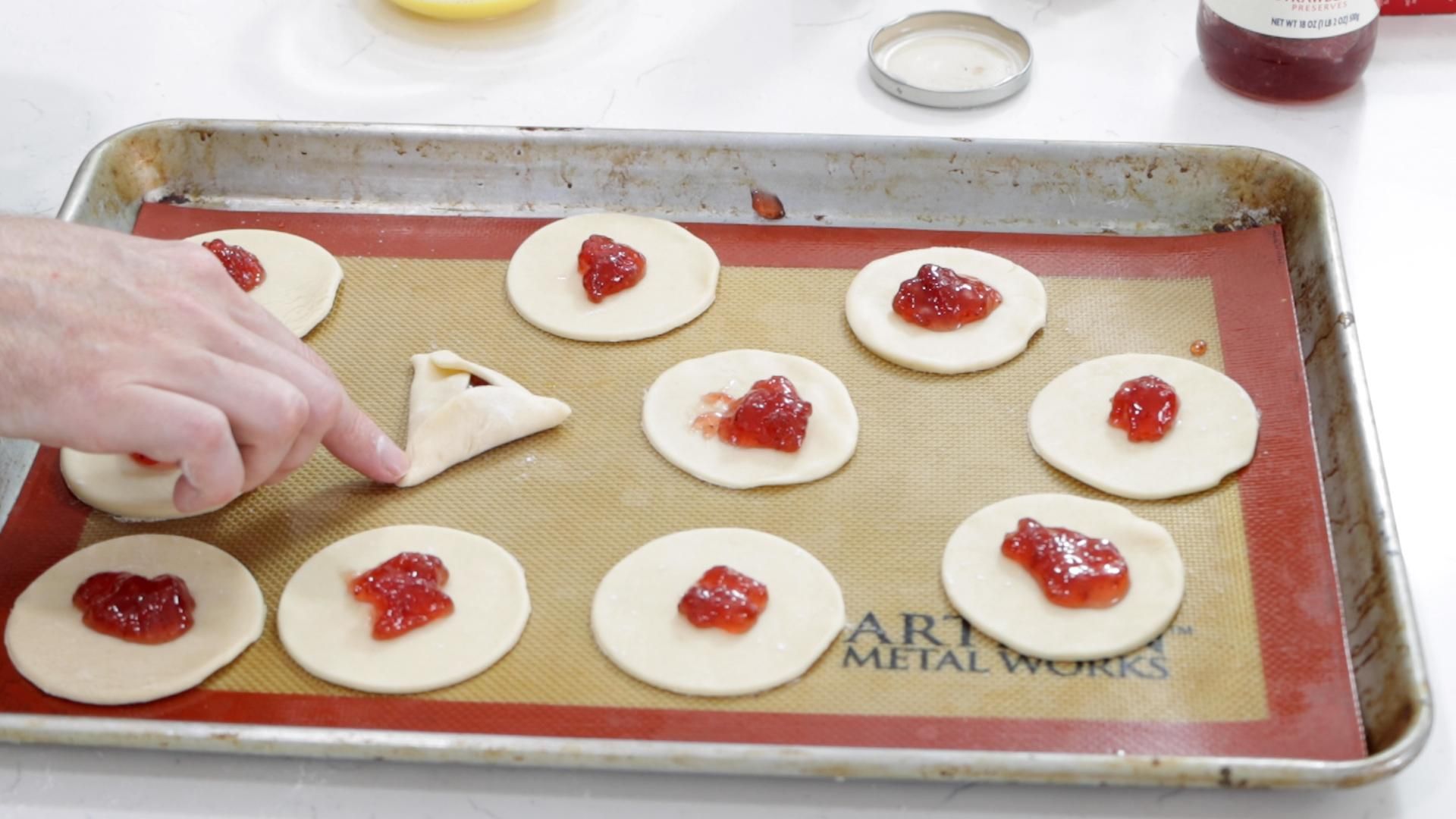 Easy Hamantaschen (Pie Crust Cookies) 6 Steps (with Pictures