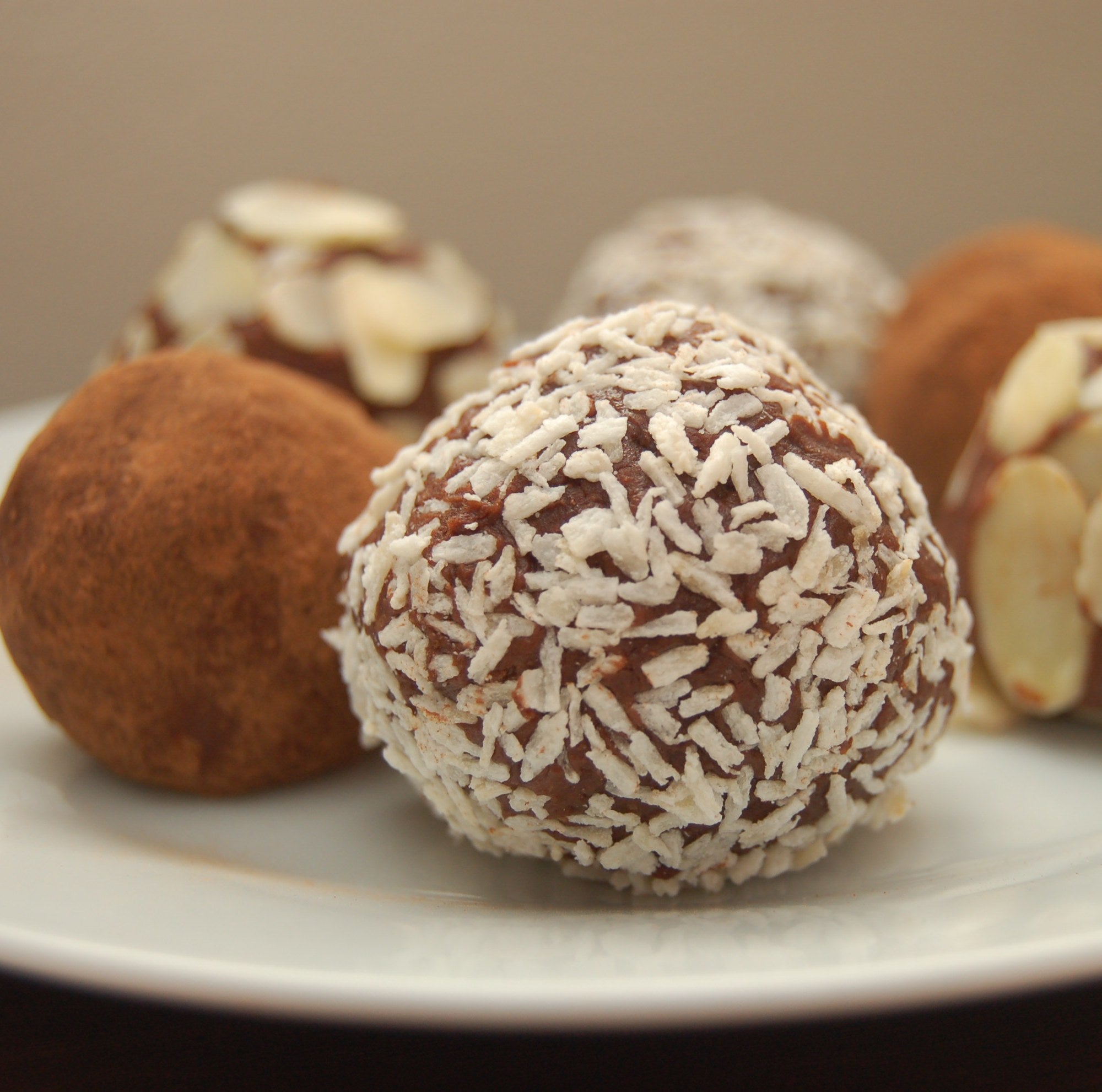 Rum Balls / Romkugler / Rum Truffles (with Pictures) Instructables