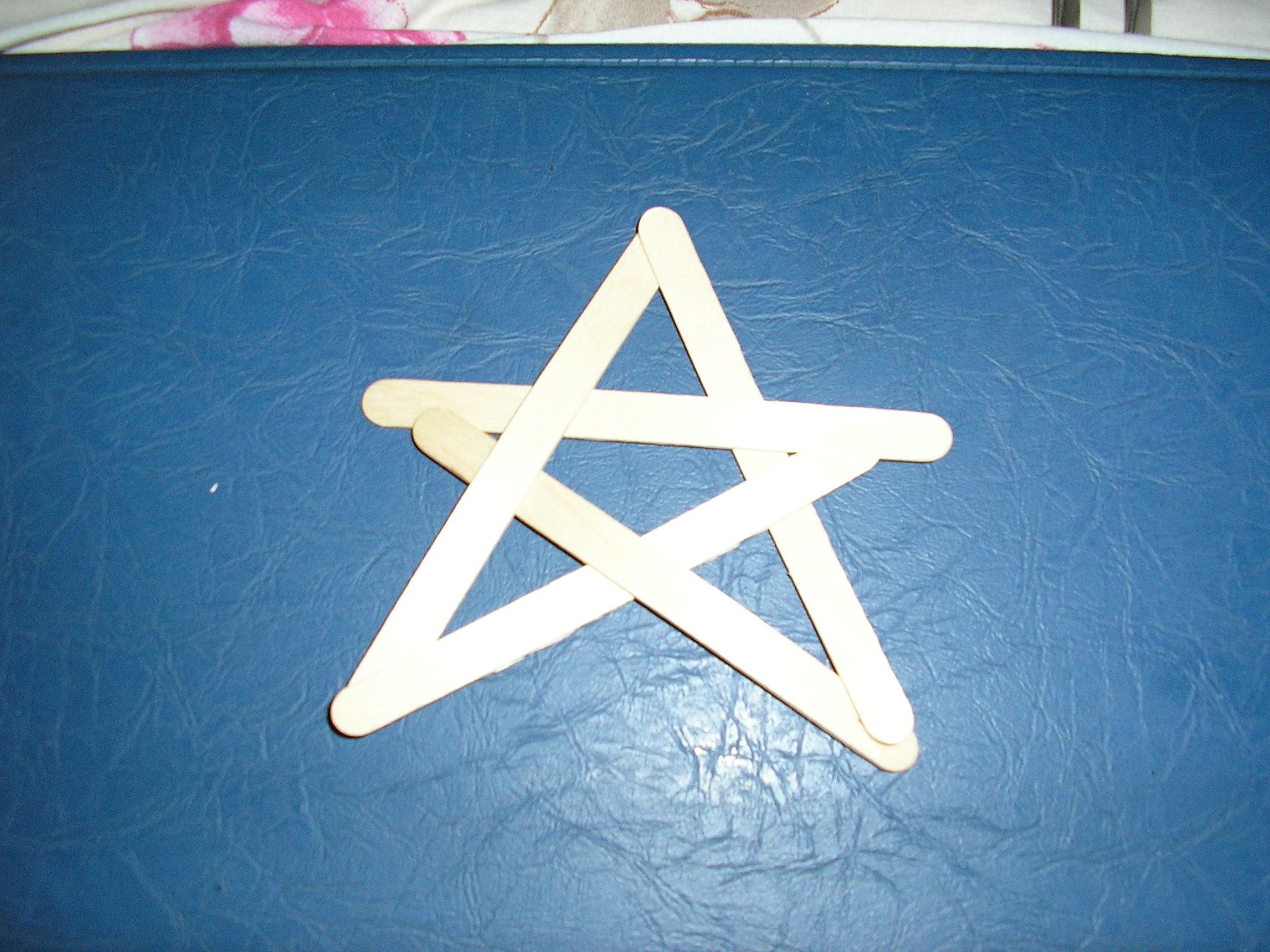 exploding throwing star DIY Project DIY Project Image