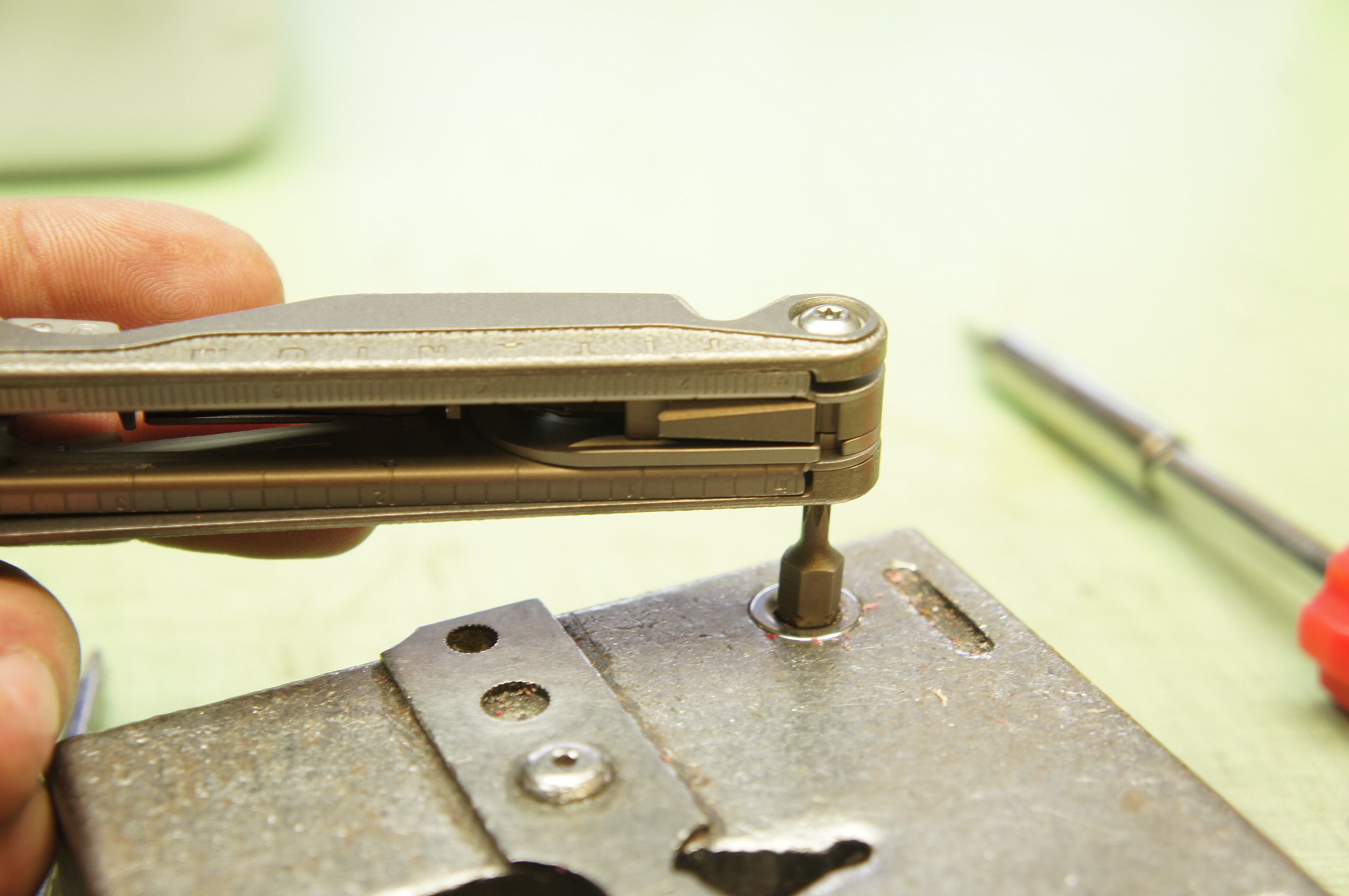 How to Take Apart and Reassemble a Leatherman Charge TTi 14 Steps