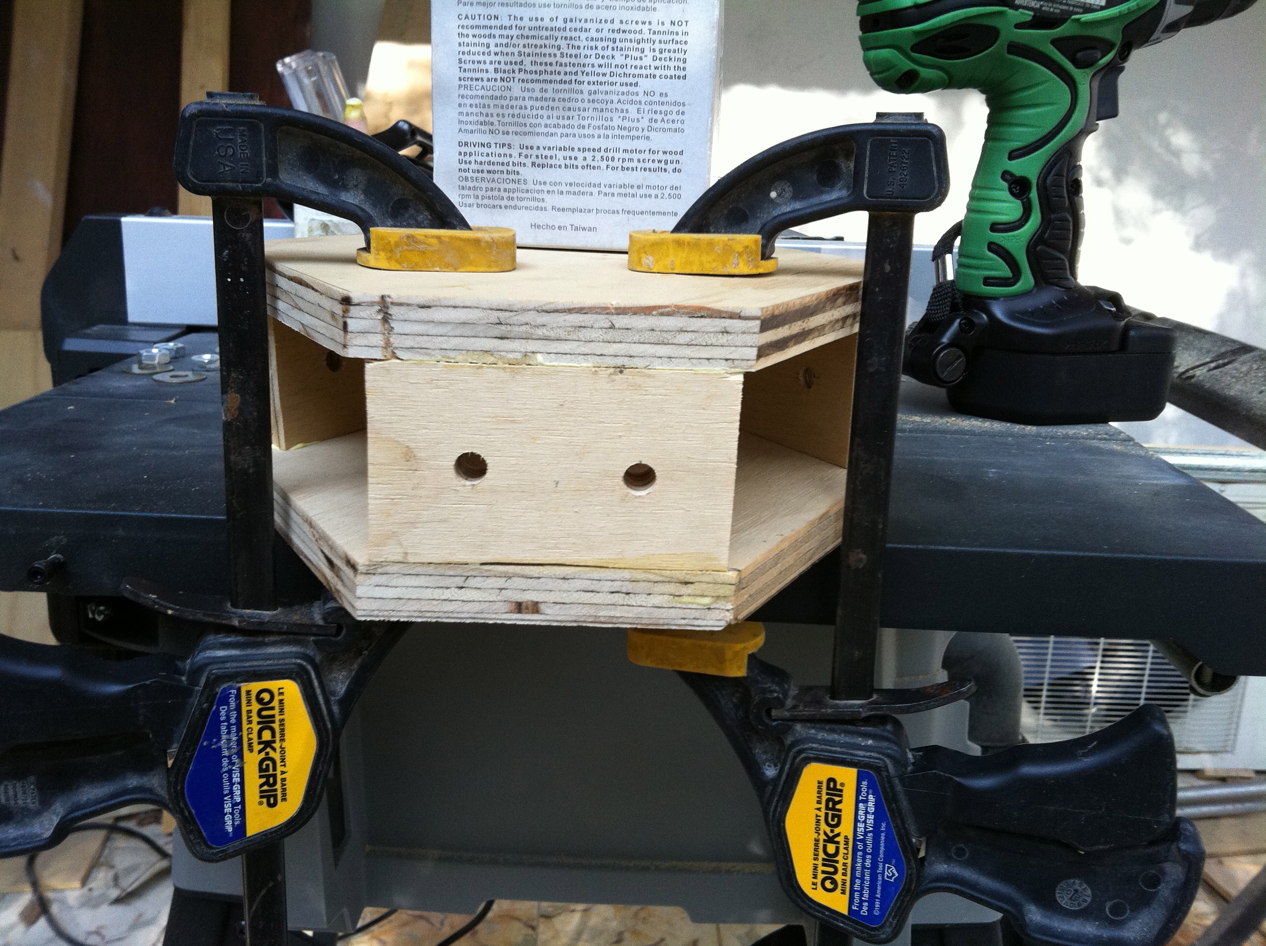 Make a Router Lift Out of Recycled Closet Door Rails. 12 Steps (with