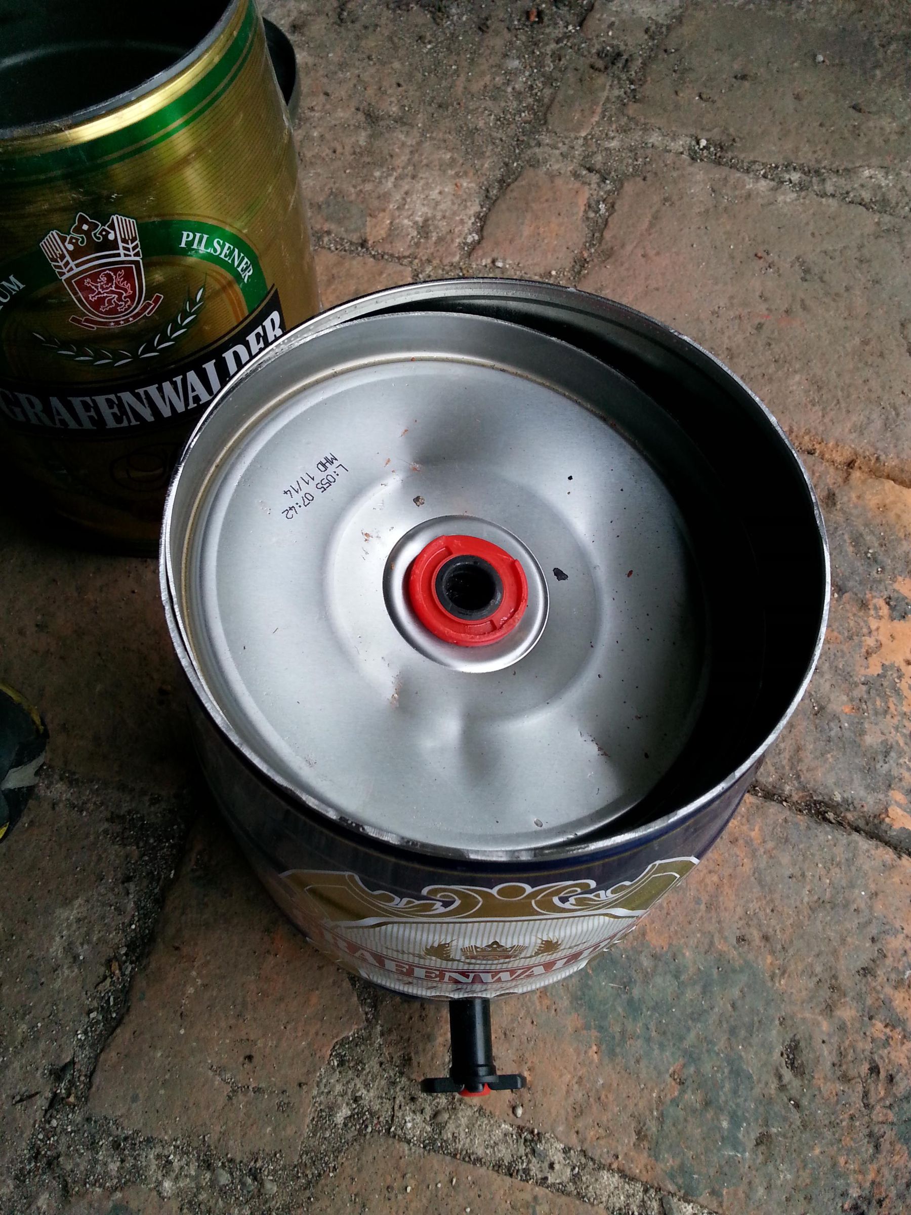 5l Beer Keg Planter VERTICAL GARDEN UPGRADE 7 Steps (with Pictures