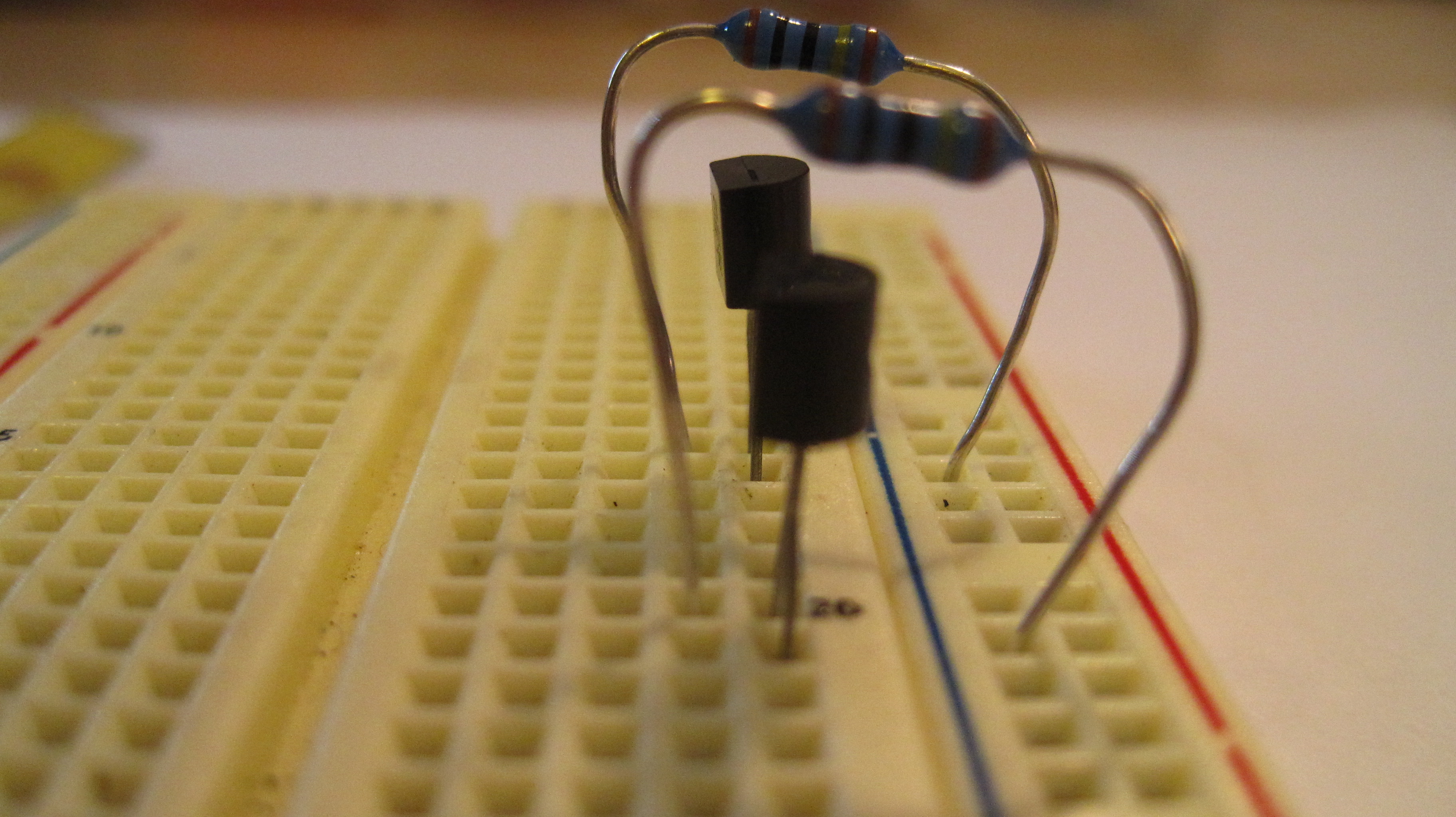Two Transistor LED Flasher Circuit 5 Steps Instructables