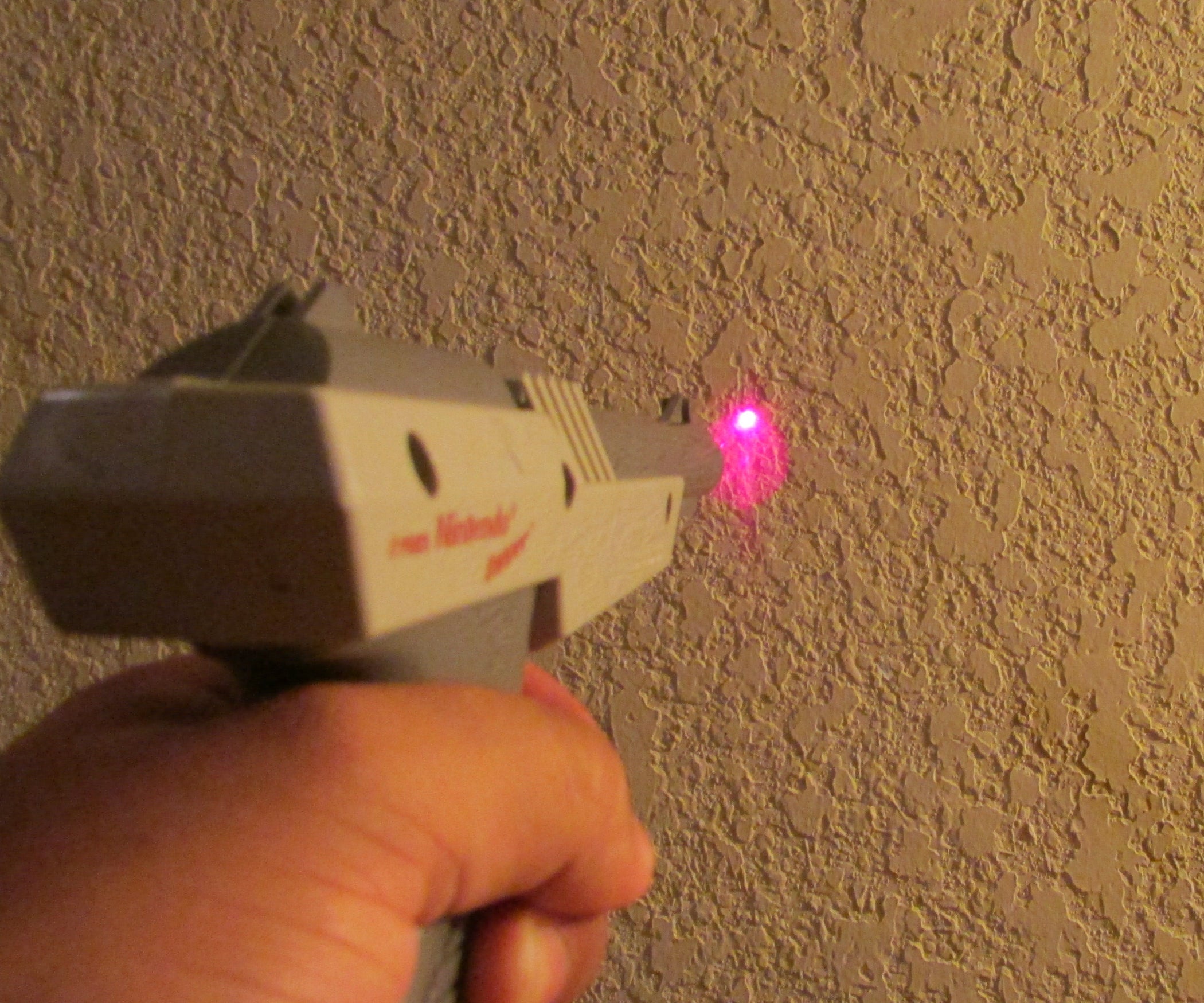 Nintendo Laser Zapper No Solder 4 Steps Instructables