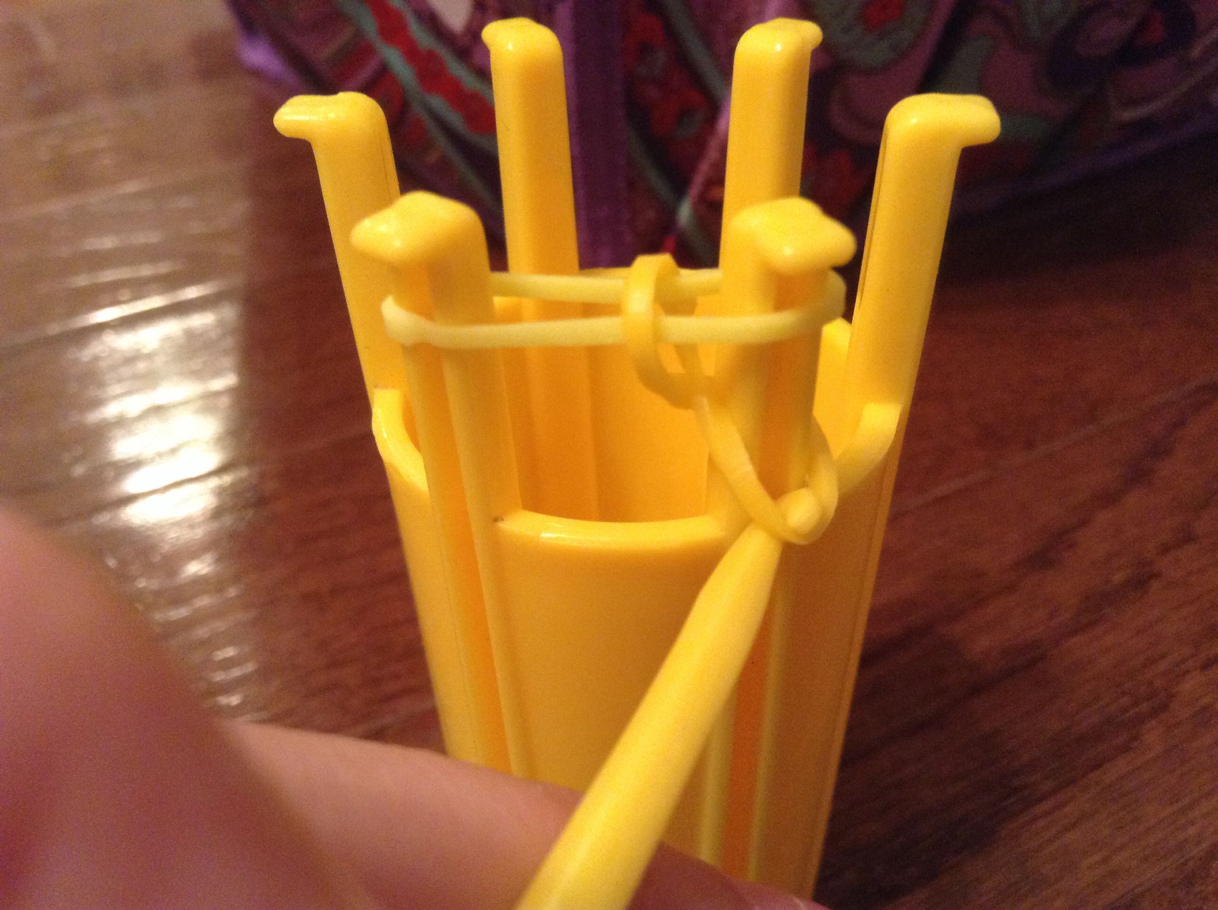 Single Bracelet (Without C Clip) 4 Steps Instructables