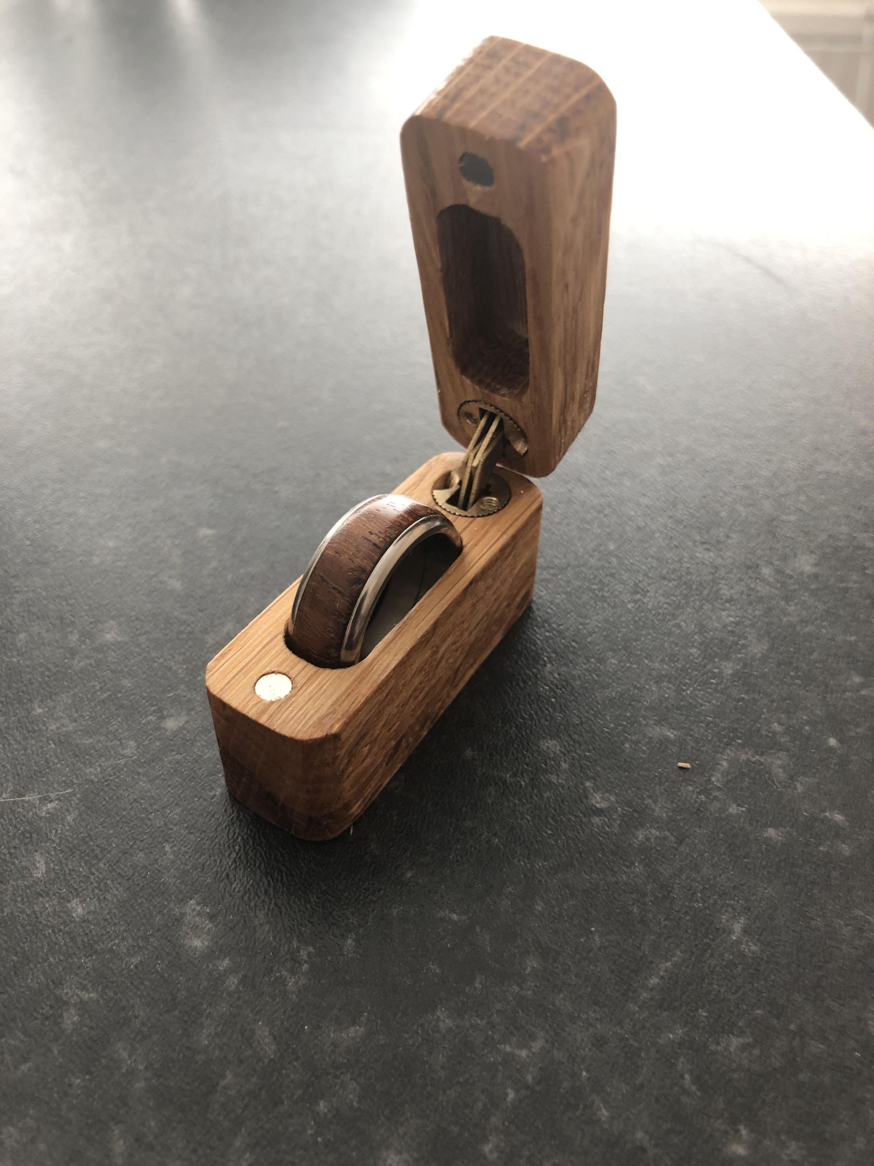 How to Make a Ring Box With Concealed Hinge. 3 Steps Instructables