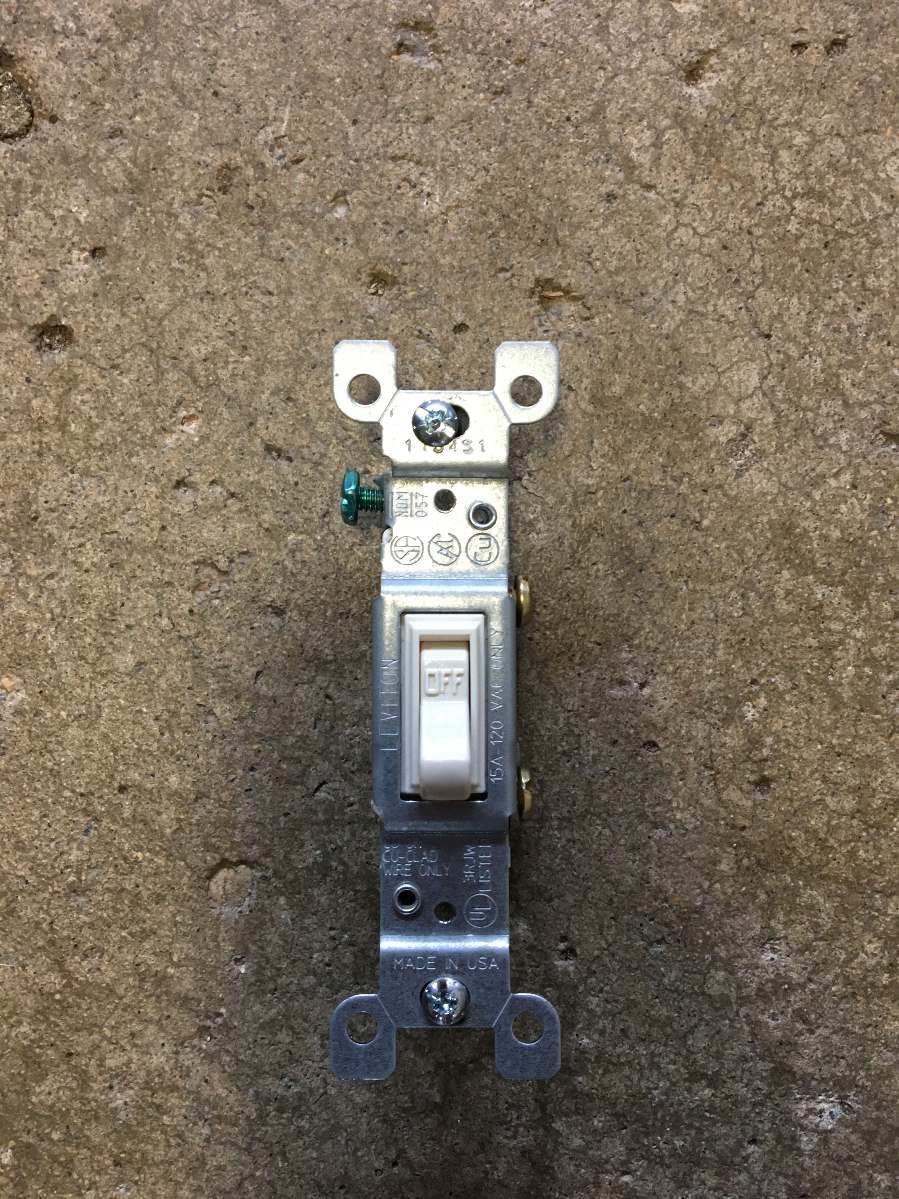 How to Replace a SinglePole Light Switch (Residential Applications