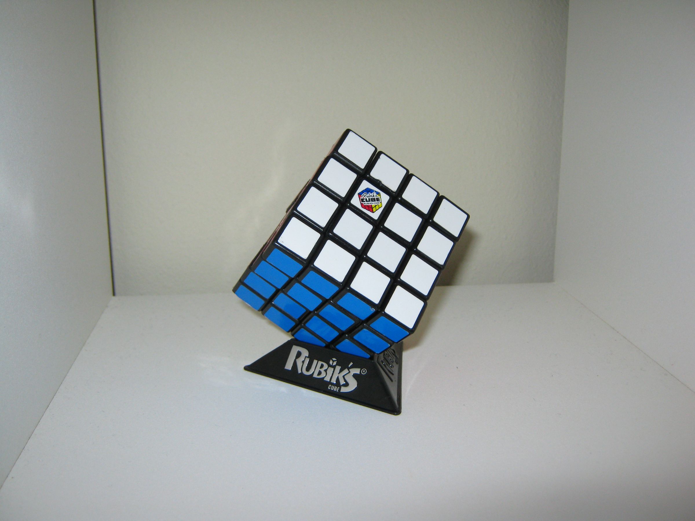 How to Put a 4x4 Rubik's Cube Together 5 Steps Instructables