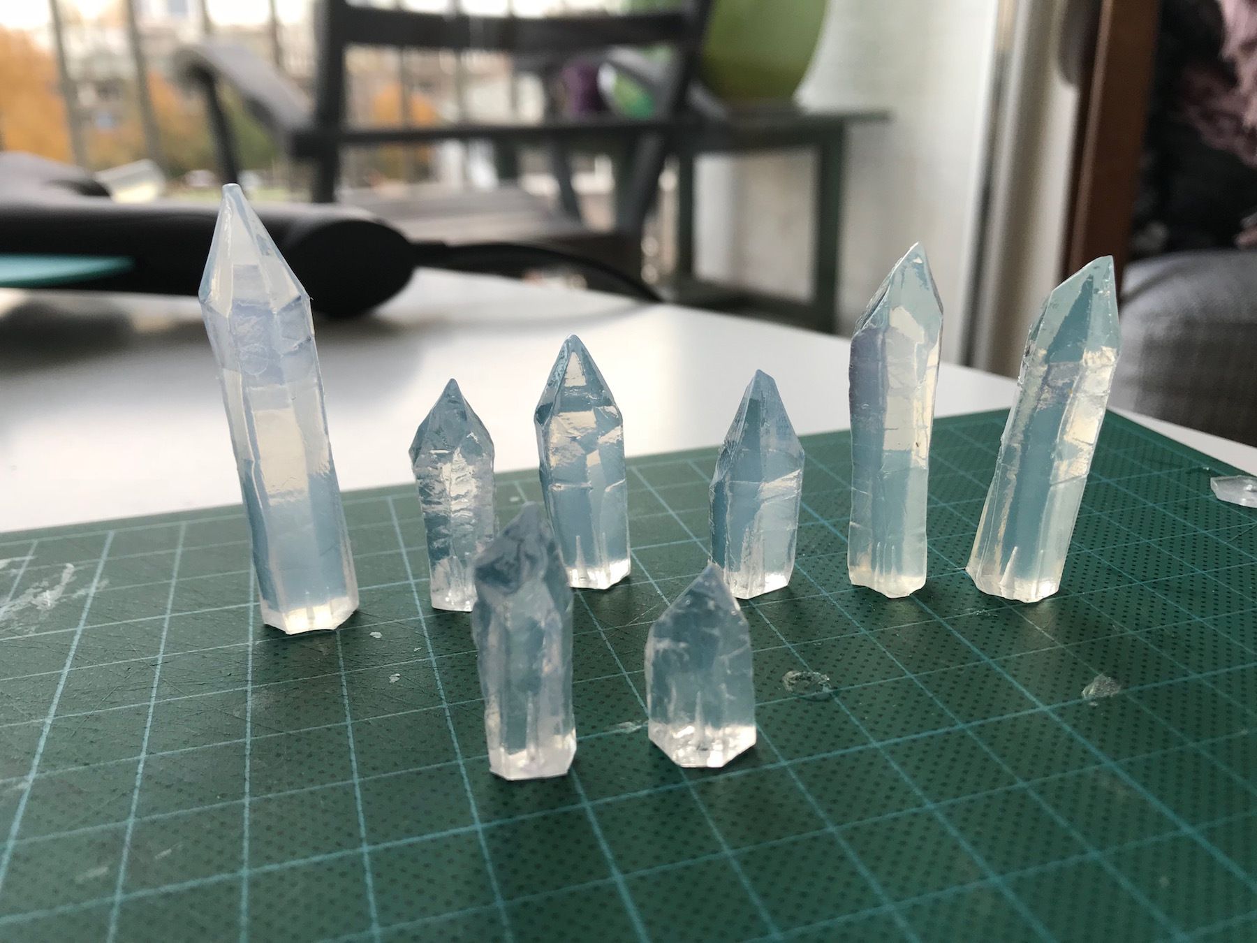 Simple HOT GLUE Crystal Sculpture With Light! ) 5 Steps (with