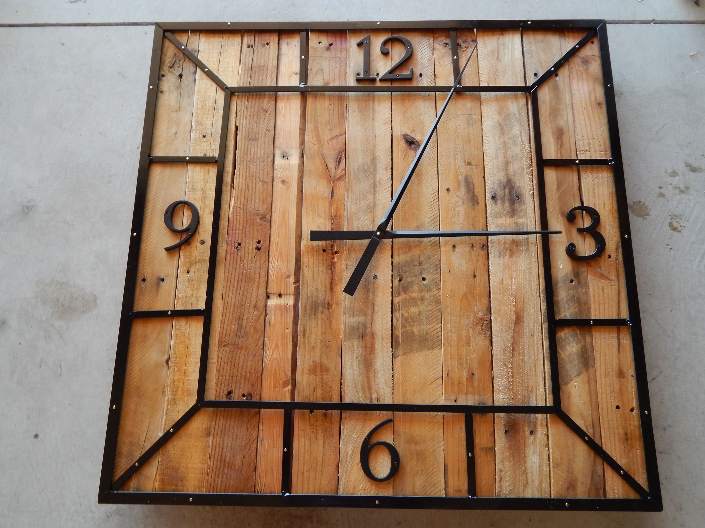 Pallet Clock 5 Steps (with Pictures) Instructables