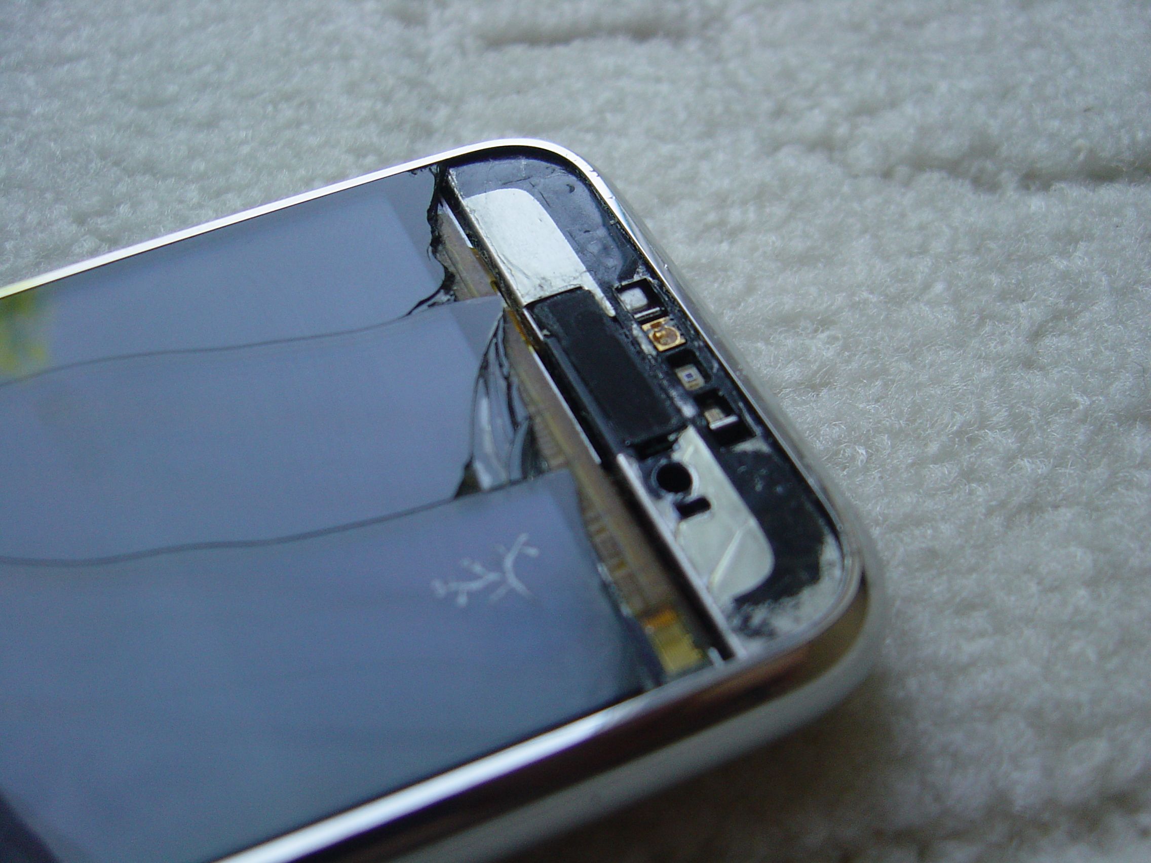 IPhone 2G Screen Repair DIY : 5 Steps 