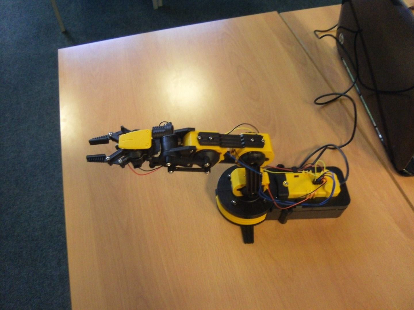 My Robotic Arm 5 Steps (with Pictures) Instructables