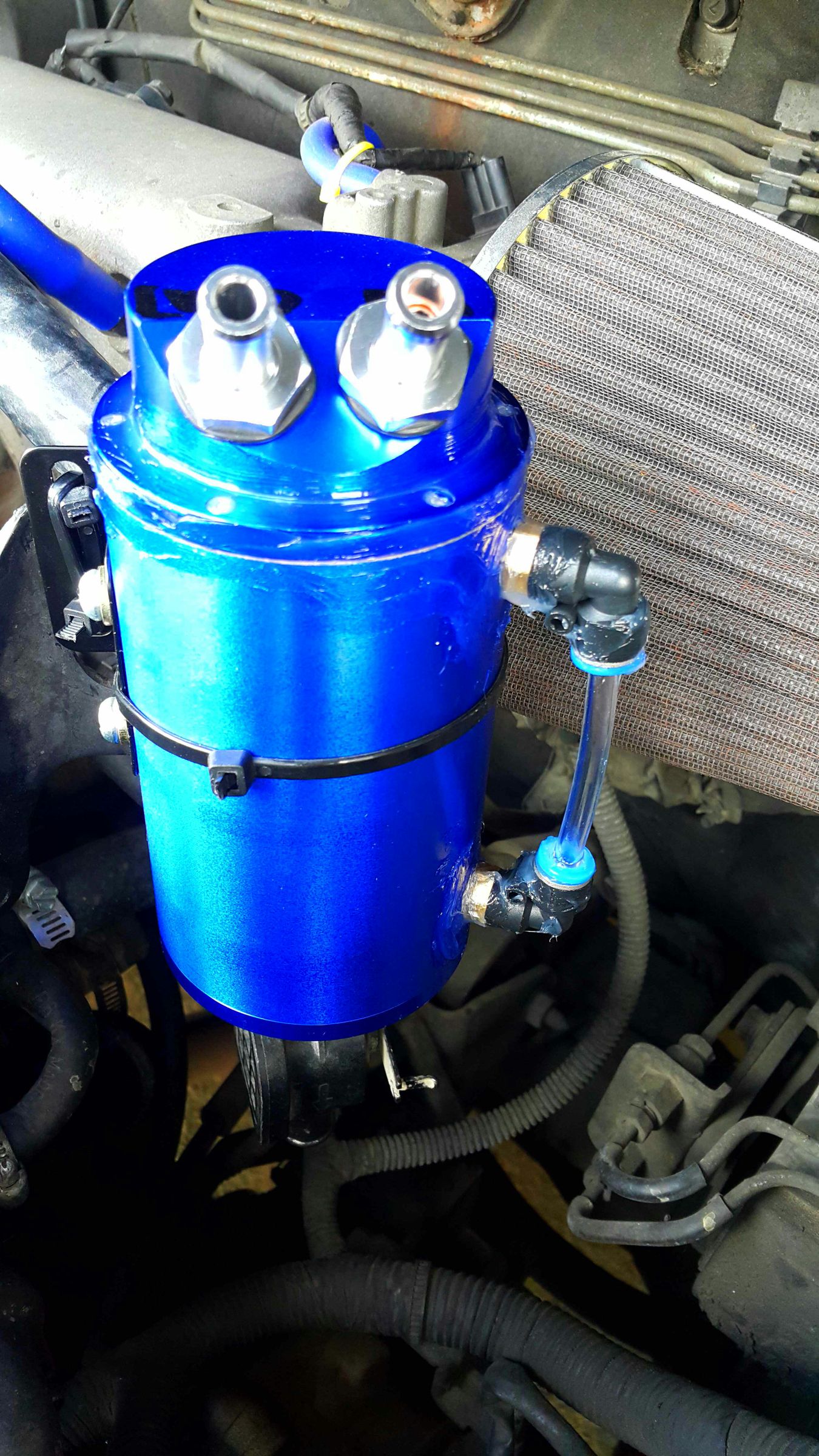 Installing an Oil Air Separator! 5 Steps (with Pictures) Instructables