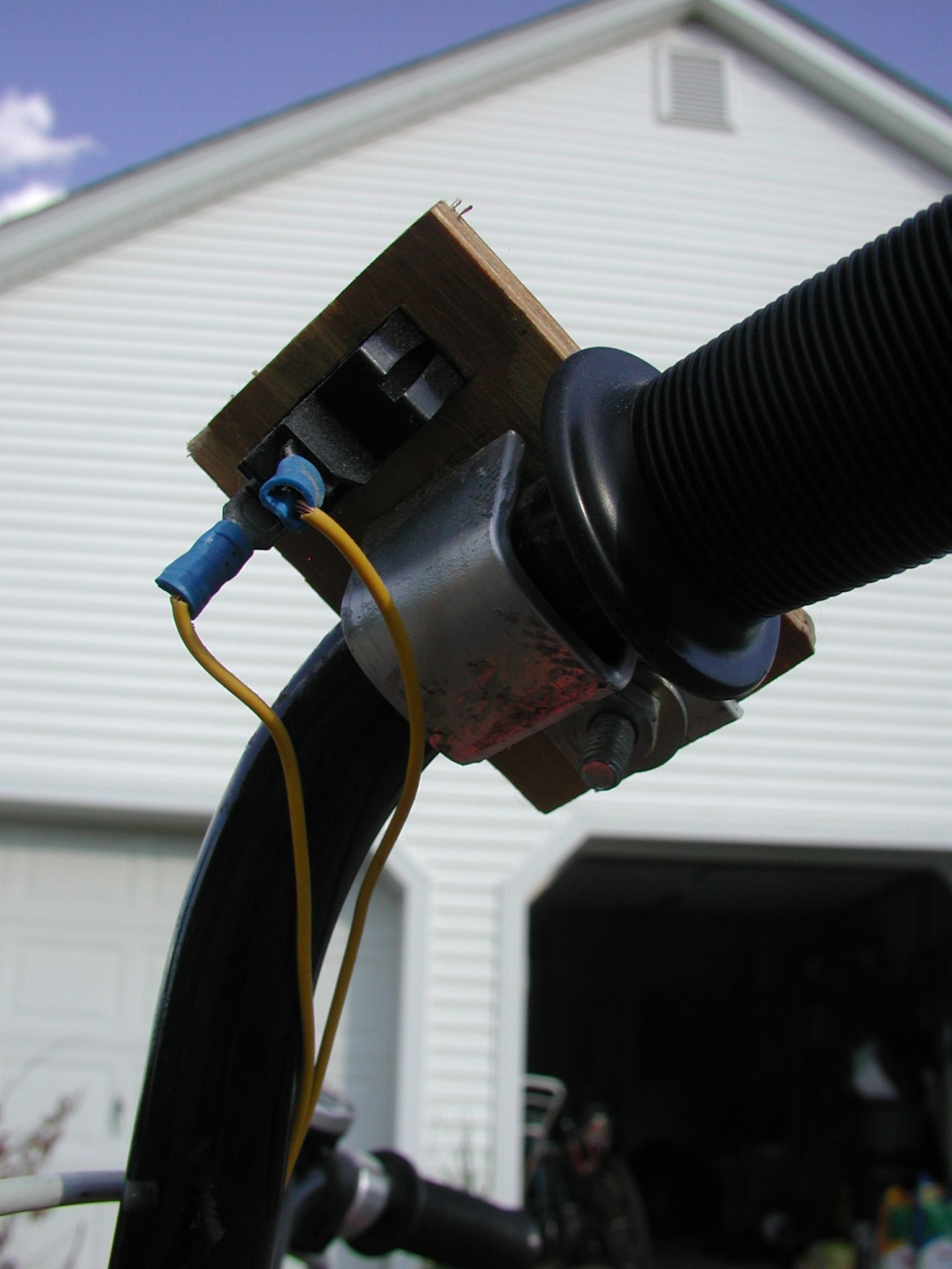 How to Strap a Leaf Blower Engine to a Bike and Go Fast 8 Steps (with