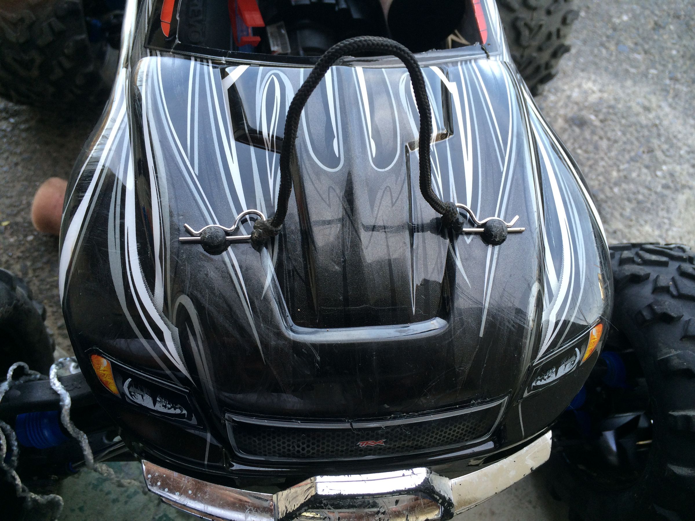 how to stop loosing body clips on your rc monster truck DIY Project DIY Project Image