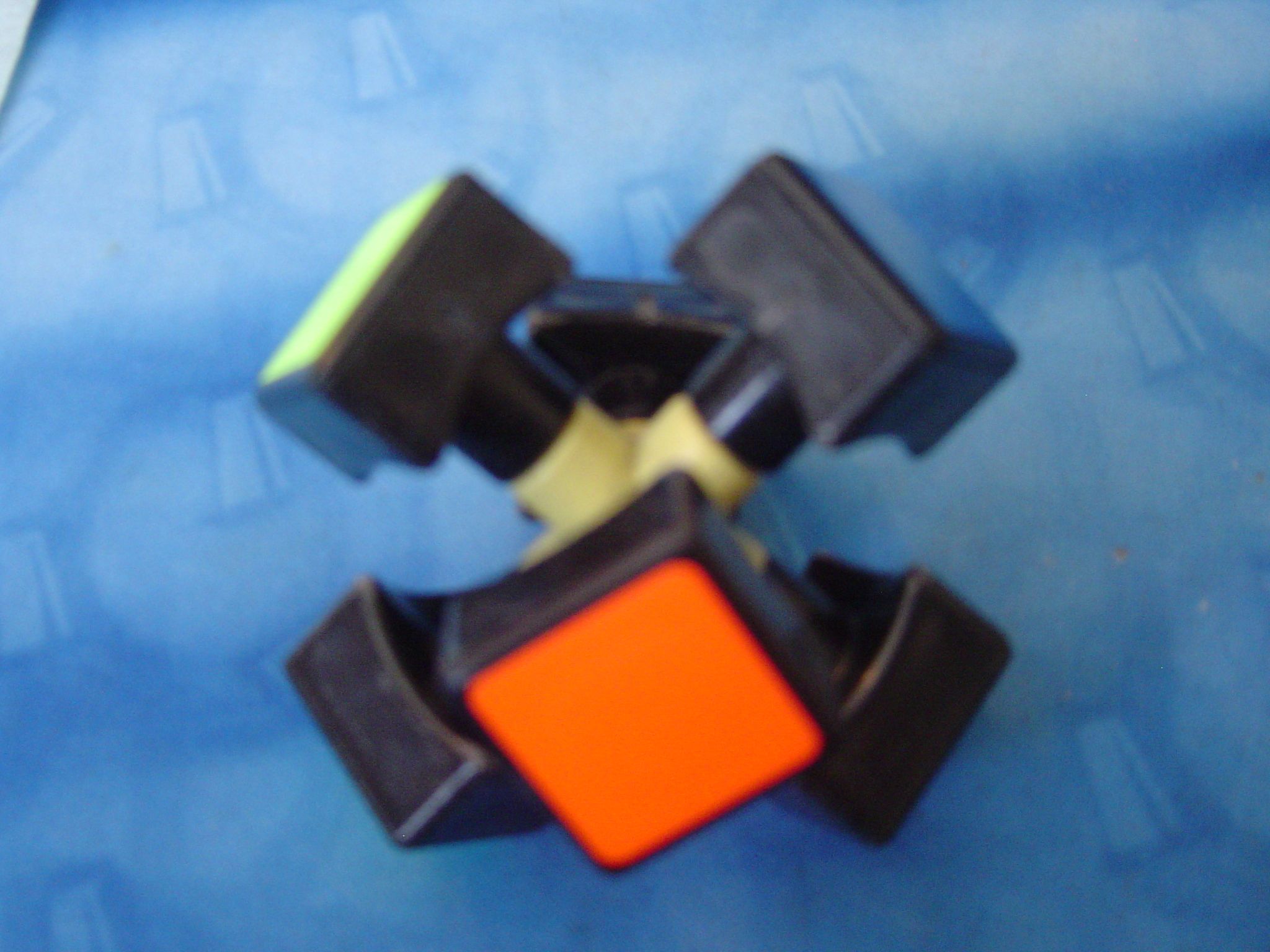 How to Clean/lubricate a Rubik's Cube 5 Steps Instructables