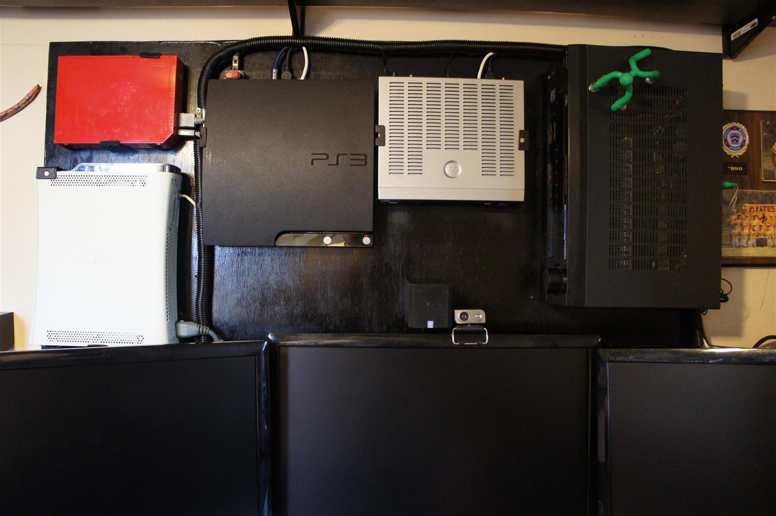 The Wall (wall Mount Your Game Consoles / Monitors / Devices) 10