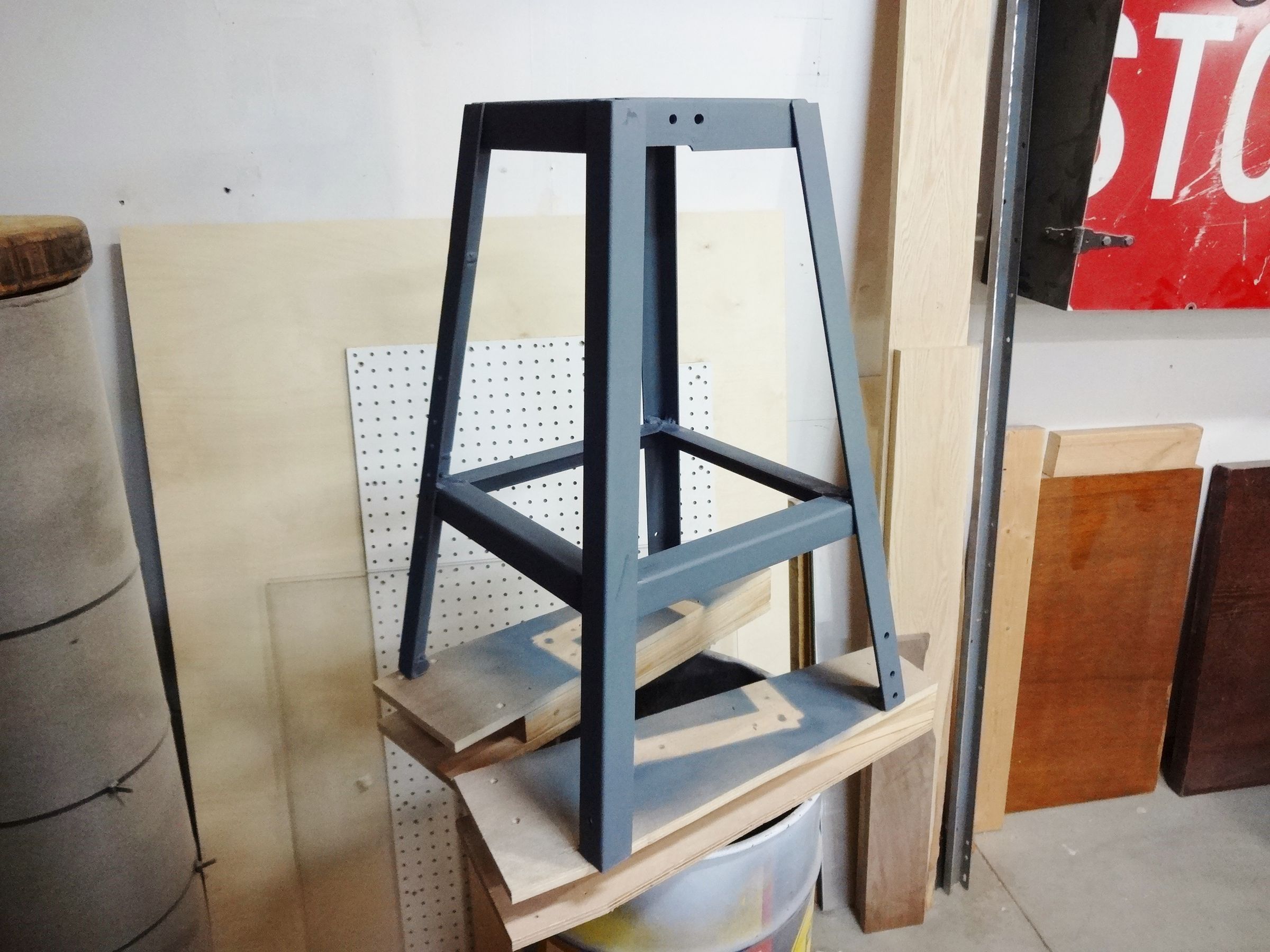Make a Simple Welded Bar Stool 11 Steps (with Pictures) Instructables