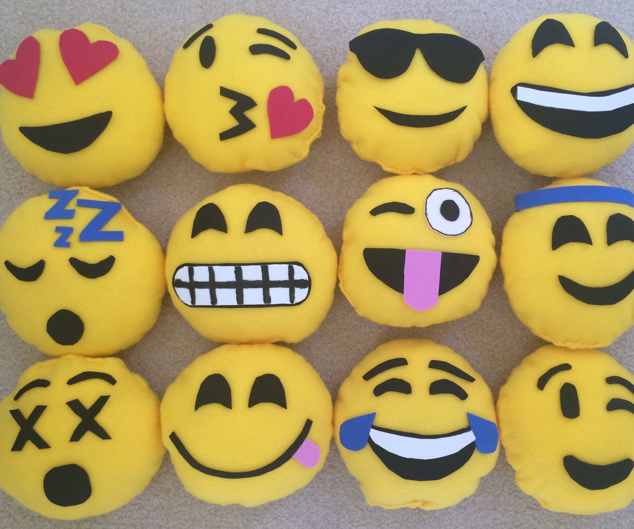 DIY Emoji Pillows 6 Steps (with Pictures) Instructables