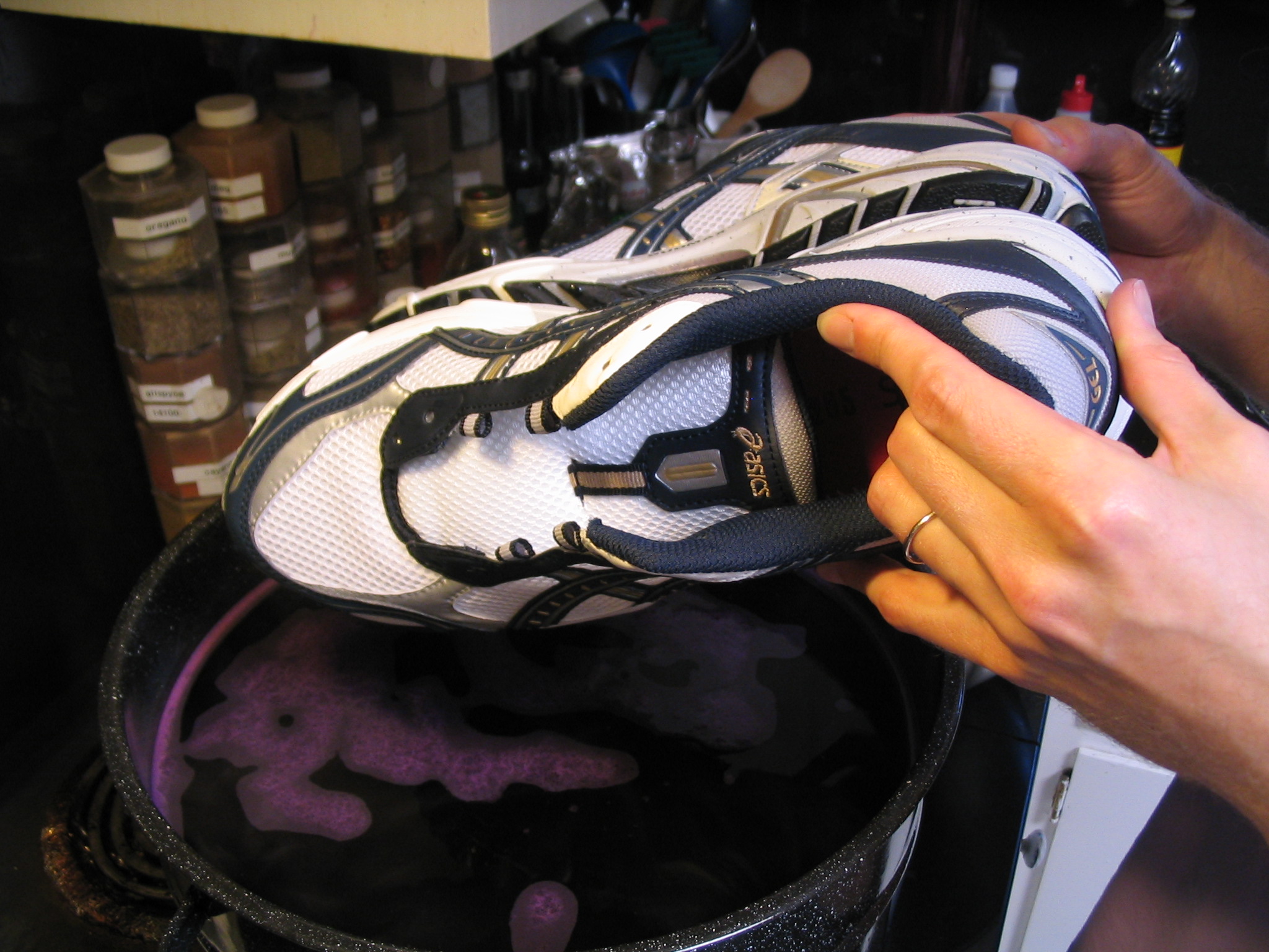 How to Dye Your Shoes a Cool Color Like Purple 7 Steps (with Pictures