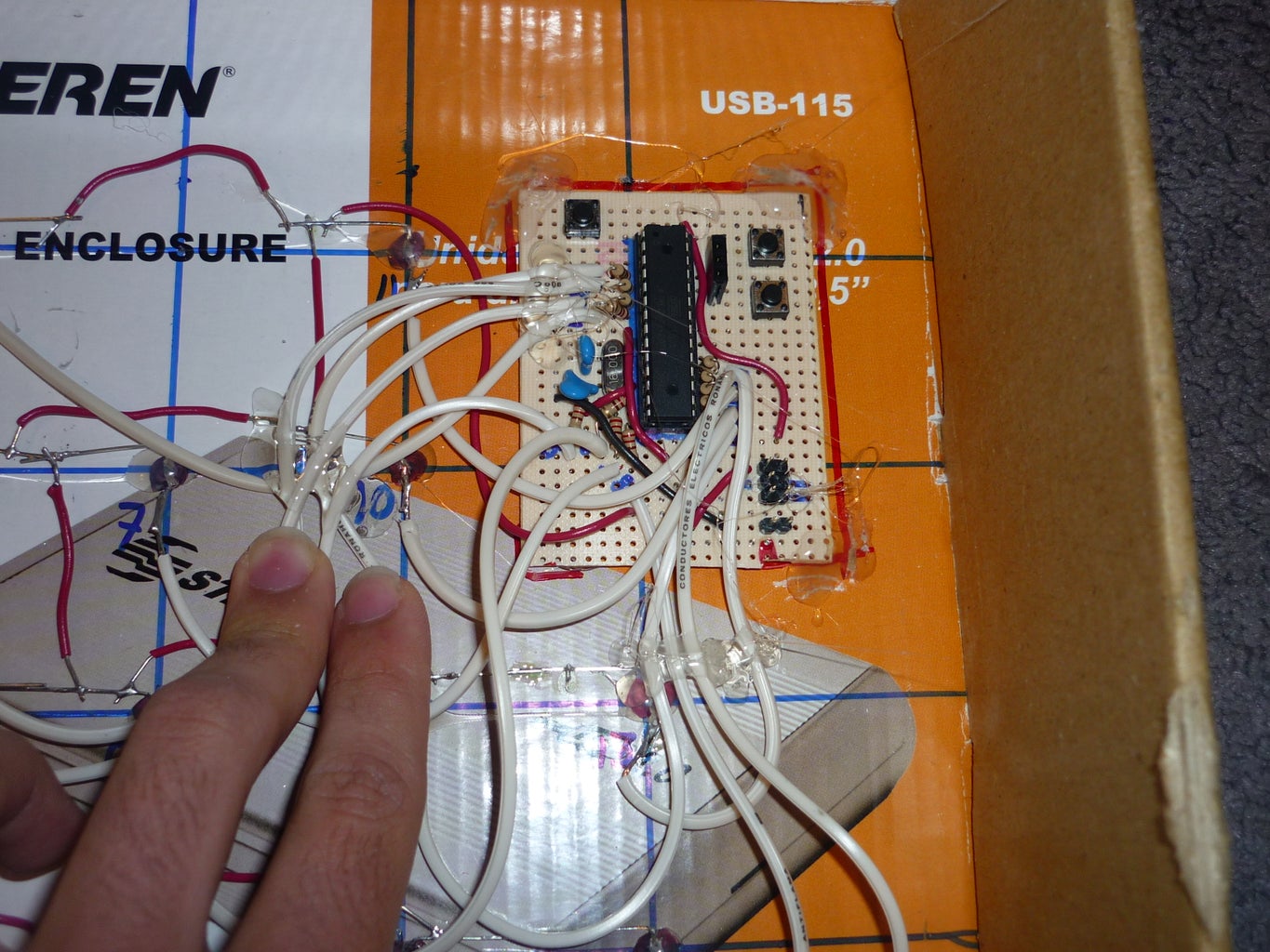 LED Binary Clock : 14 Steps (with Pictures) - Instructables