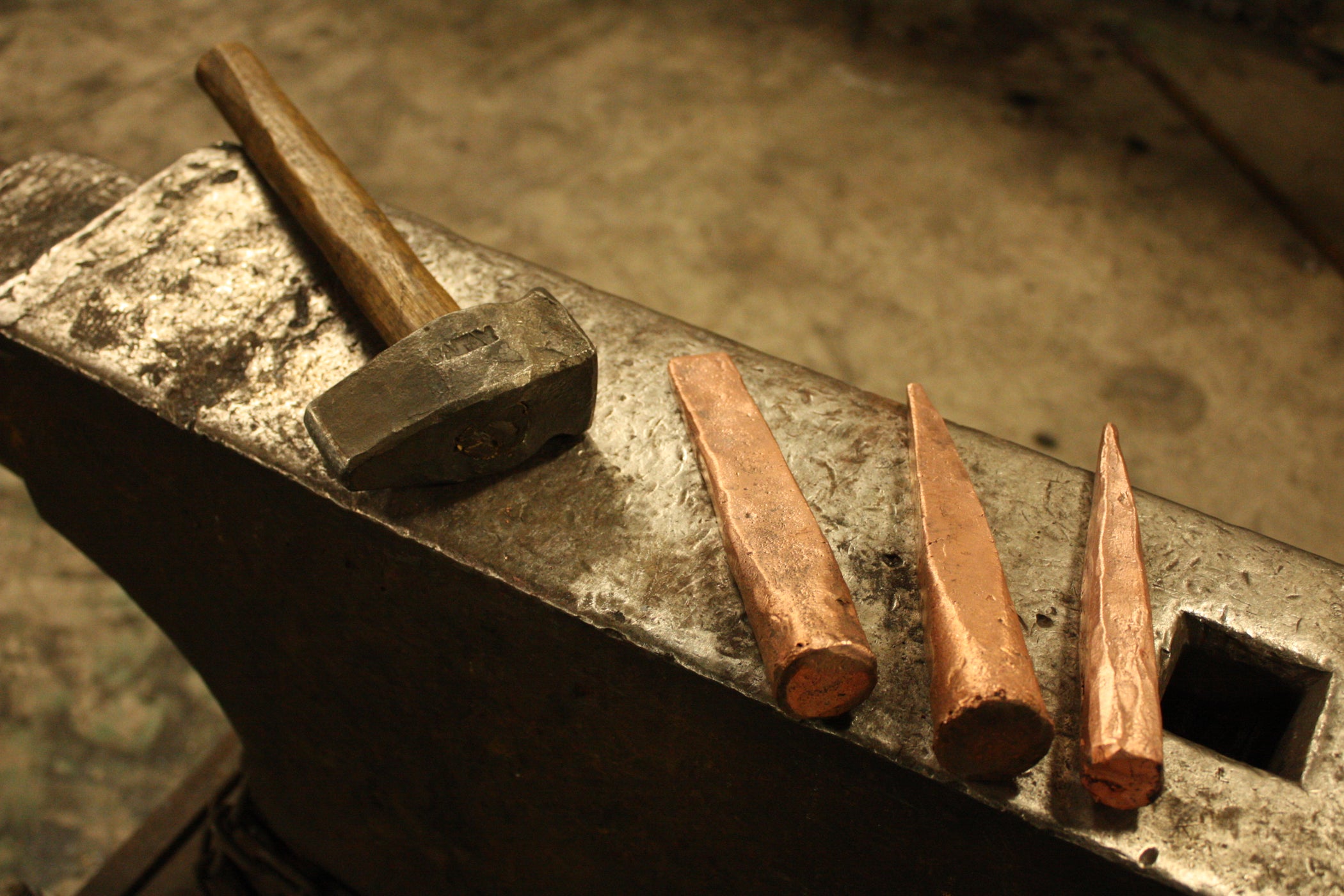 Blacksmithing Ancient Egyptian Copper Chisels 6 Steps (with Pictures