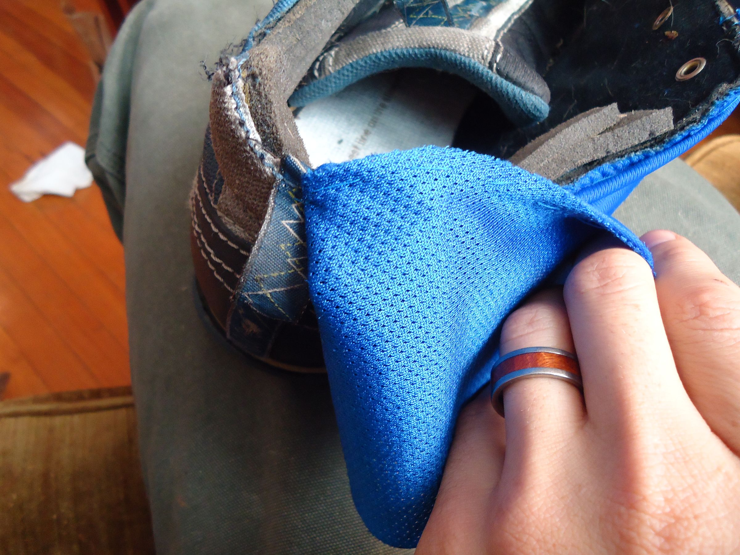 Tennis Shoe Repair Torn Heel Linings 8 Steps Instructables