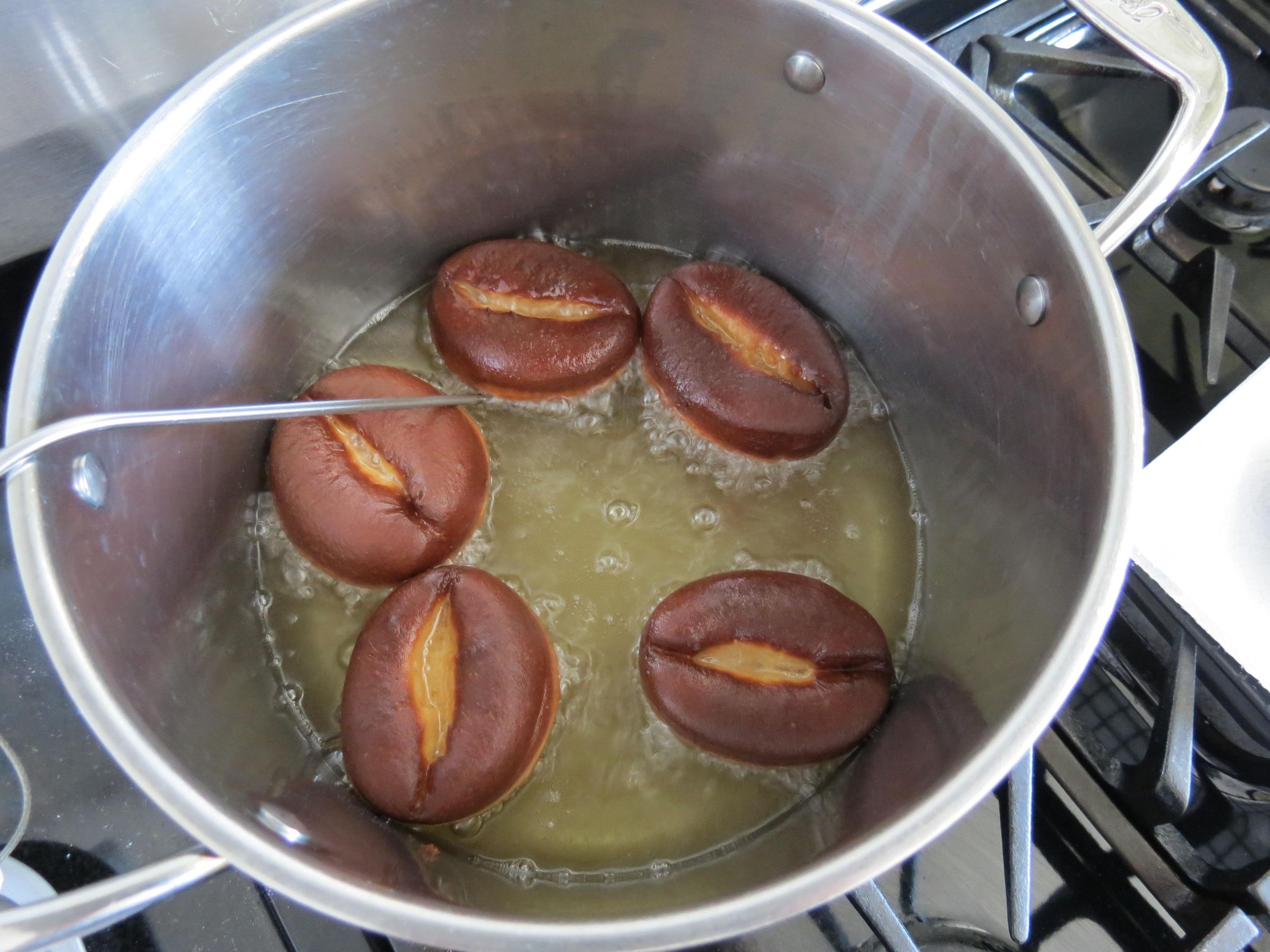 Coffee Bean Donuts (w/ Coffee Cream Filling) 8 Steps (with Pictures