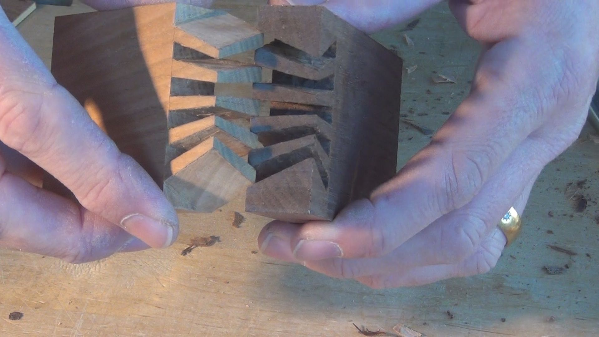 How to Prepare Sunrise Dovetails (Japanese Dovetails) 9 Steps (with
