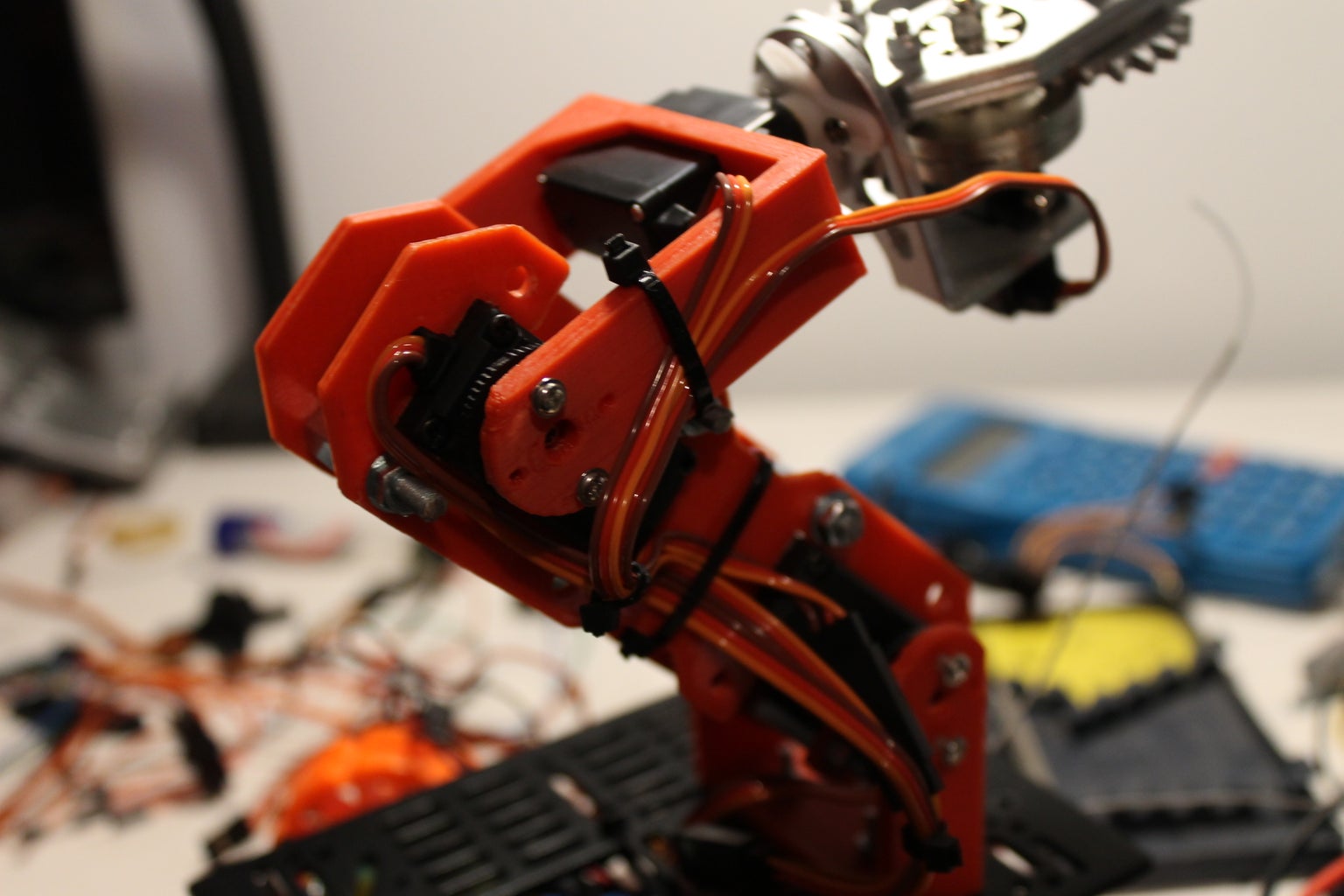 Arduino Robot : 7 Steps - Instructables