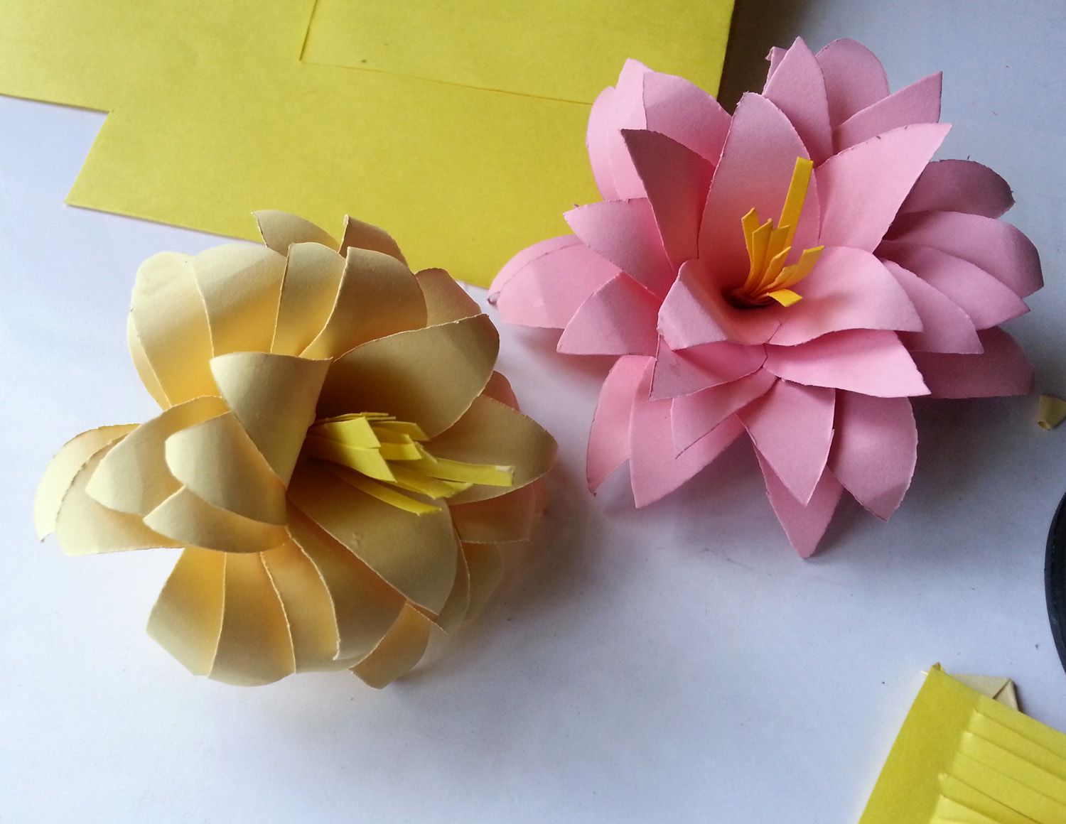 DIY Paper Flowers (Folding Tricks) 5 Steps (with Pictures