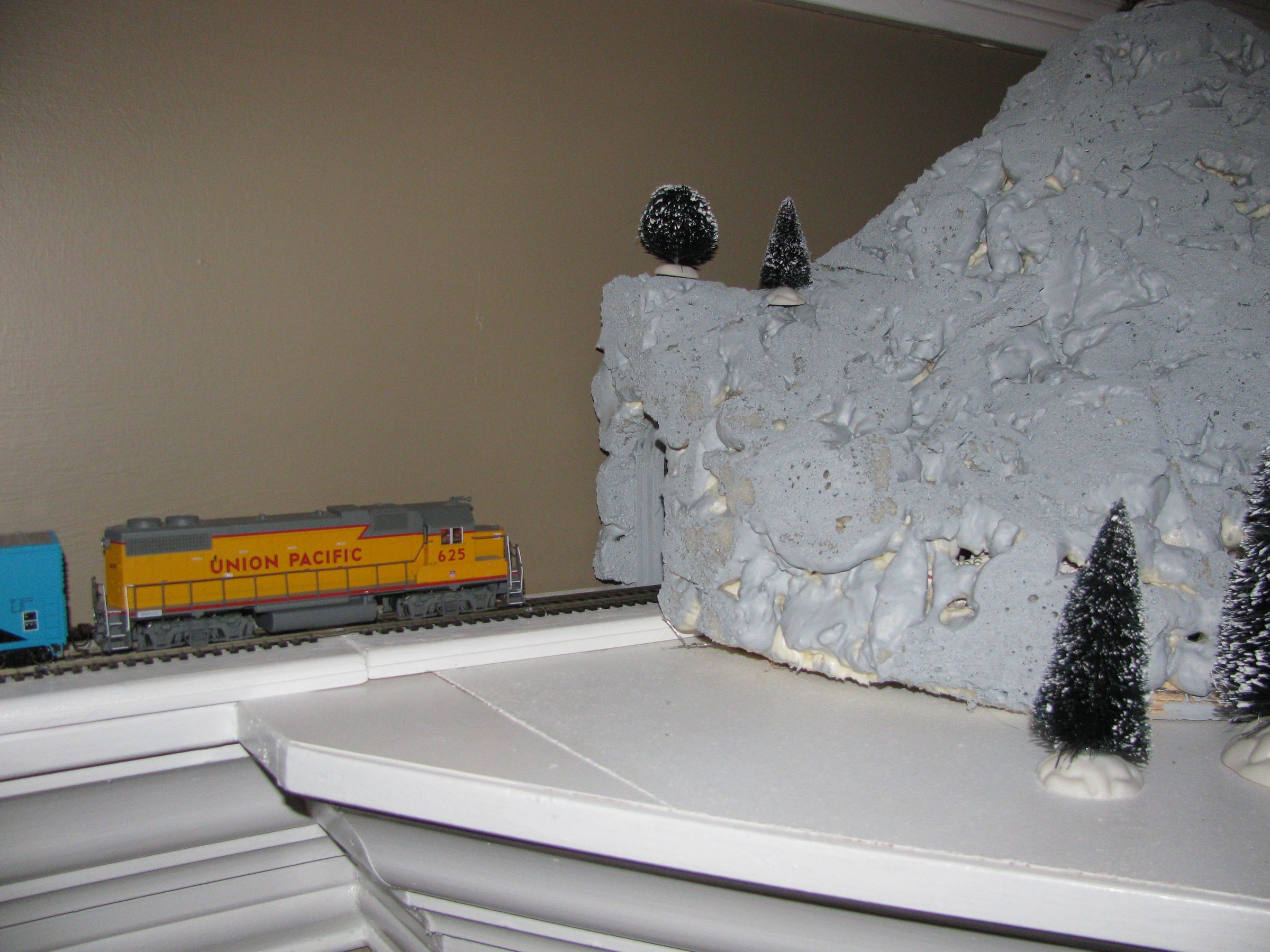 Model Railroad Mountain 6 Steps Instructables