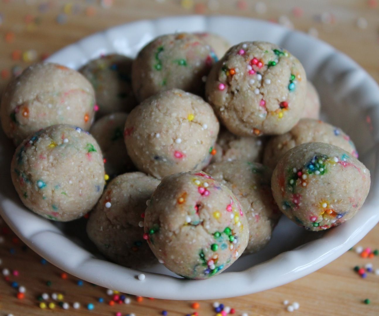 Confetti Cake Bites Instructables