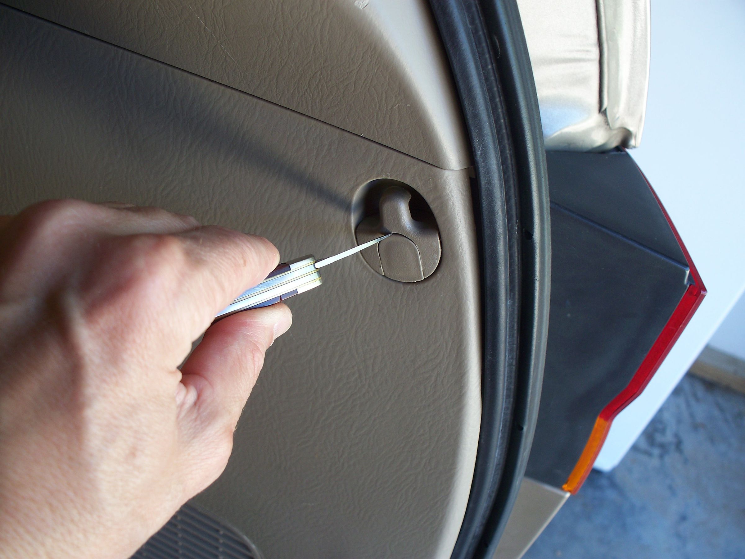 Honda Odyssey Rear Window Motor Repair 8 Steps Instructables