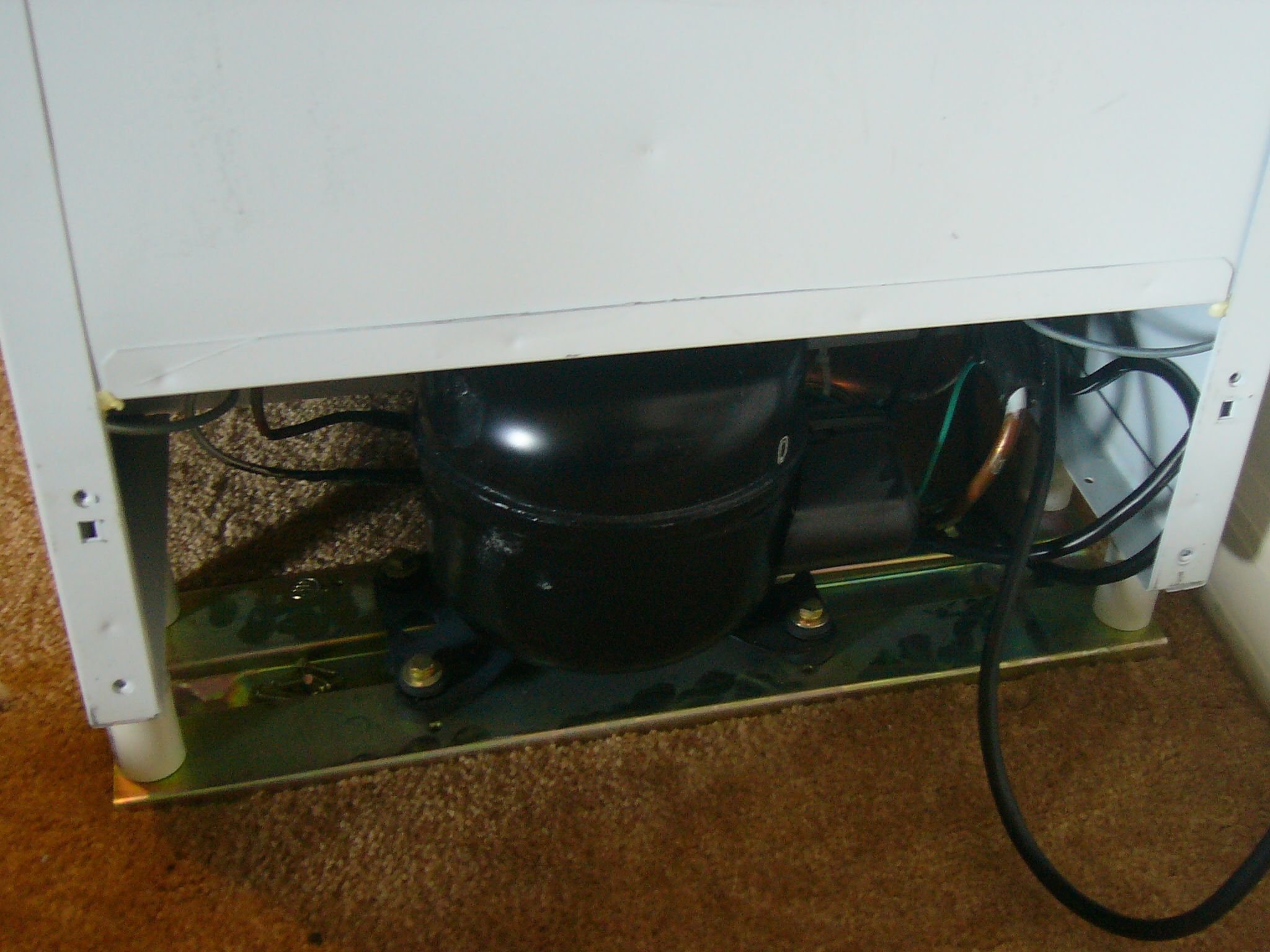 How to Convert a Mini Fridge to a Chest Refrigerator 6 Steps (with Pictures) Instructables