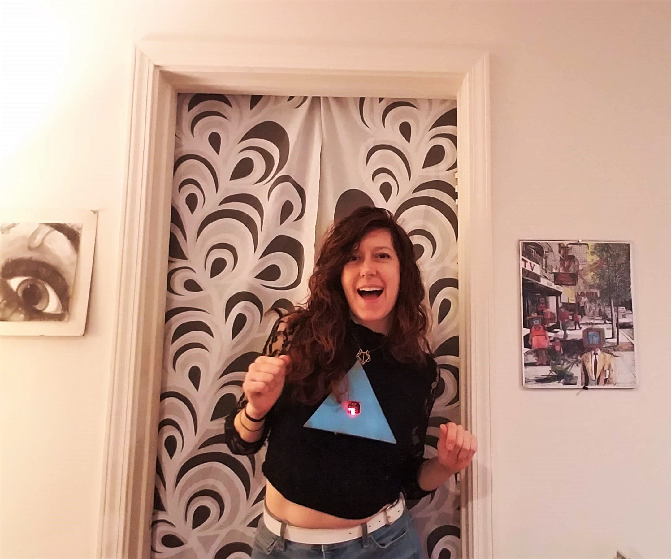 (super quick) magic 8 ball costume! DIY Project DIY Project Image