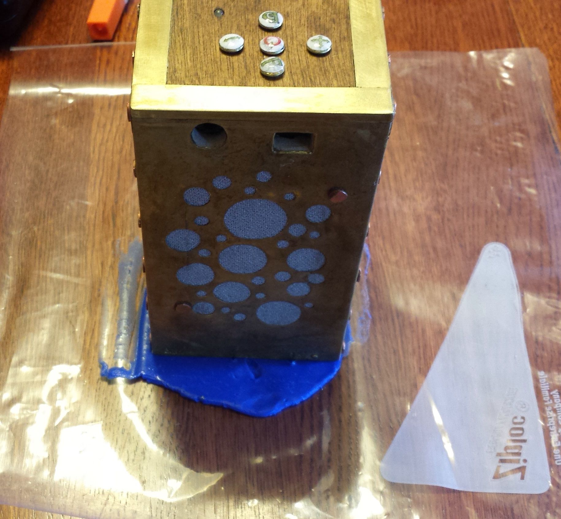 Steampunk Bluetooth Speakers 4 Steps (with Pictures) Instructables